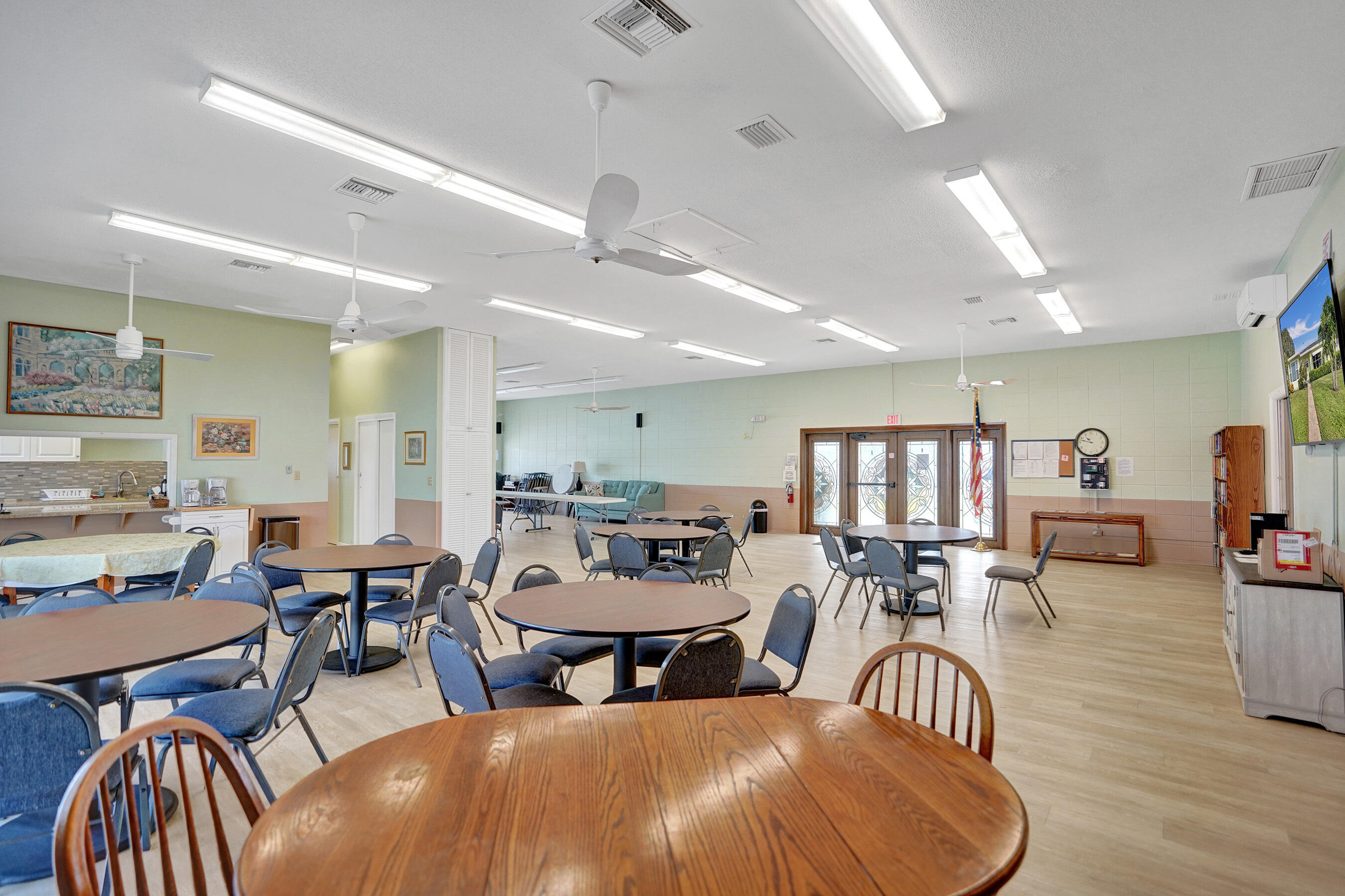 295 Main Boulevard B