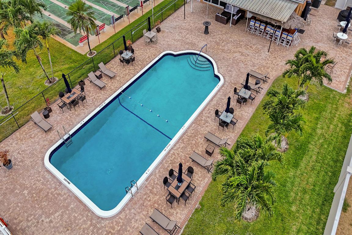 295 Main Boulevard B