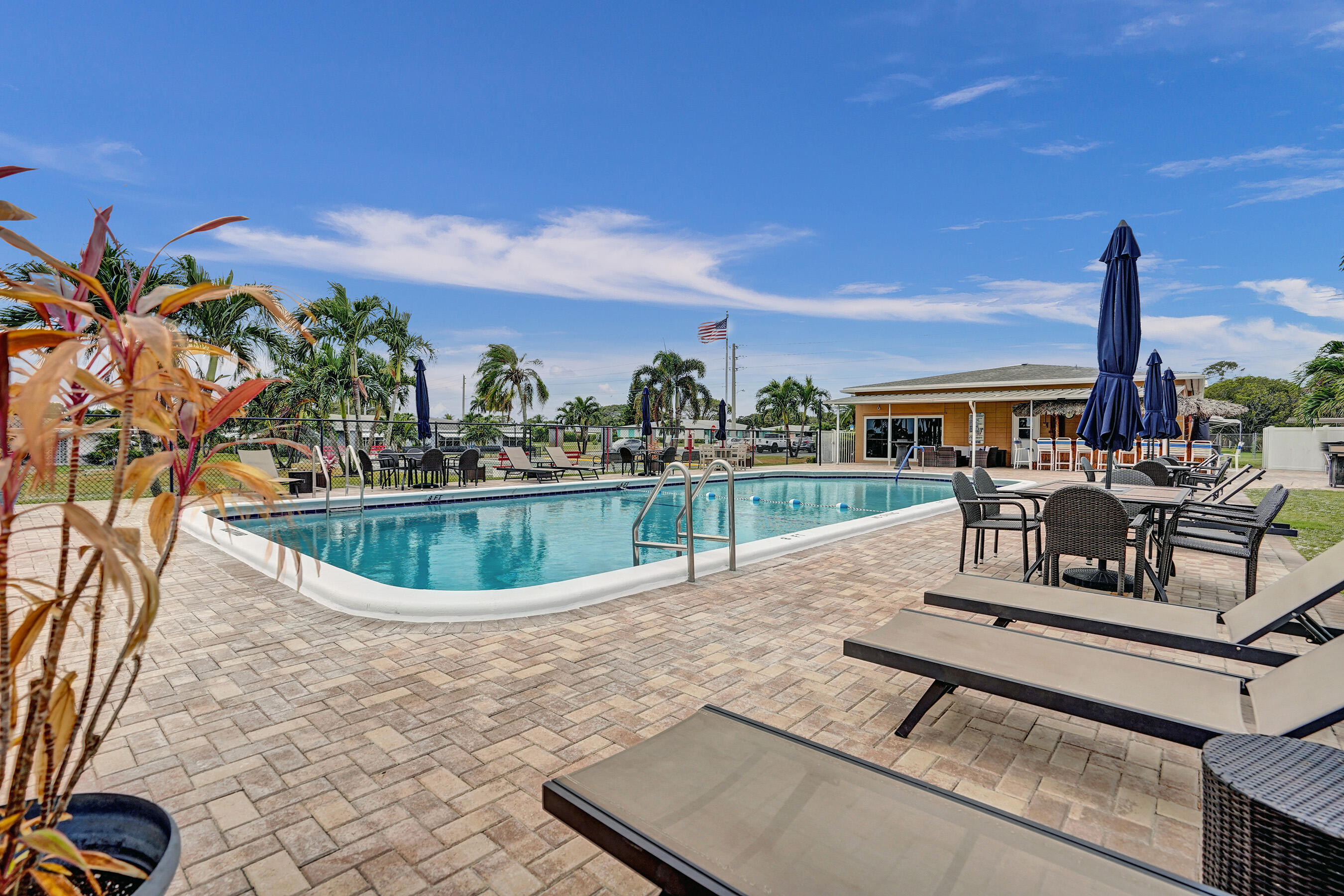 295 Main Boulevard B