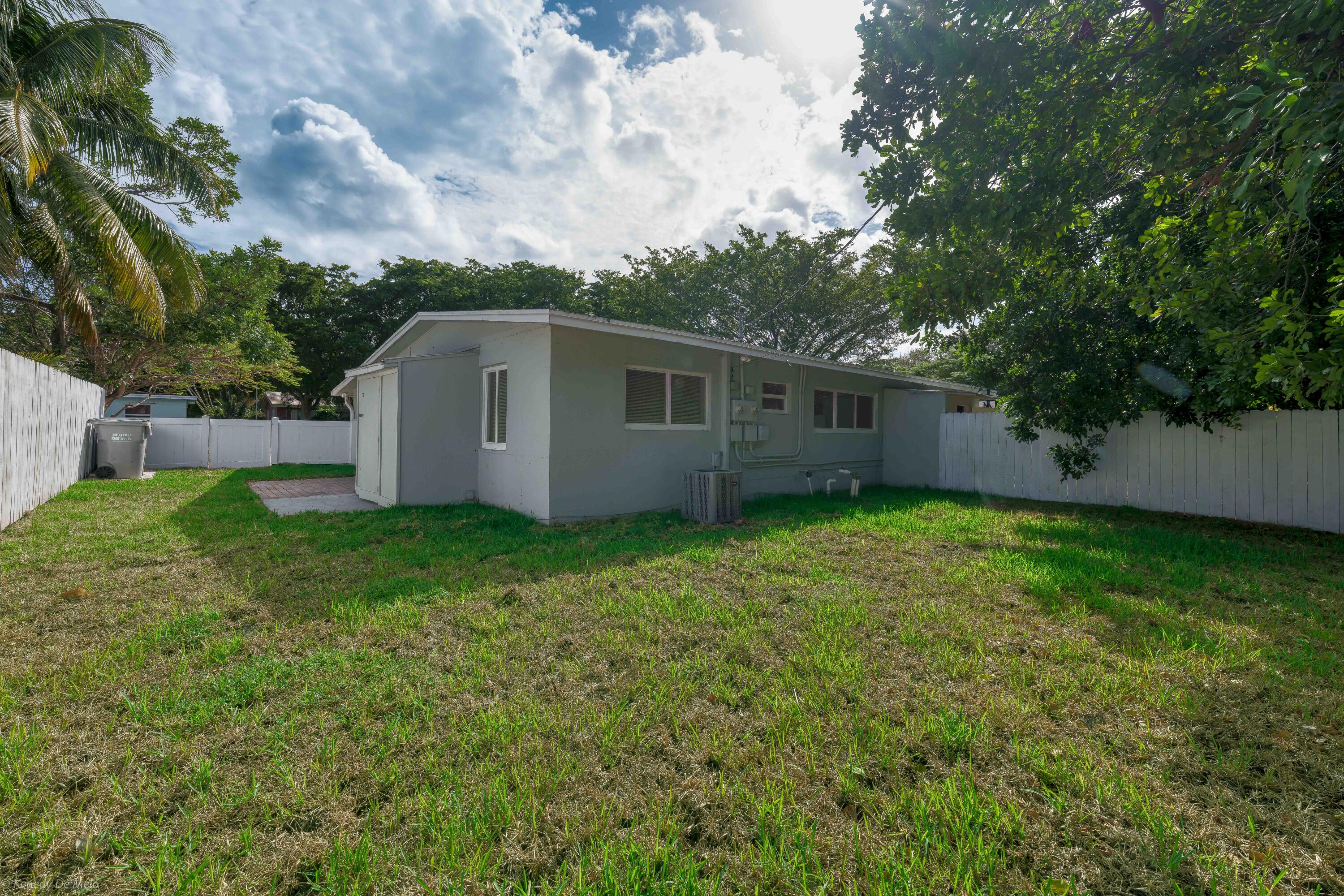 319 NE 13th Avenue 2, Pompano Beach Unit: 2