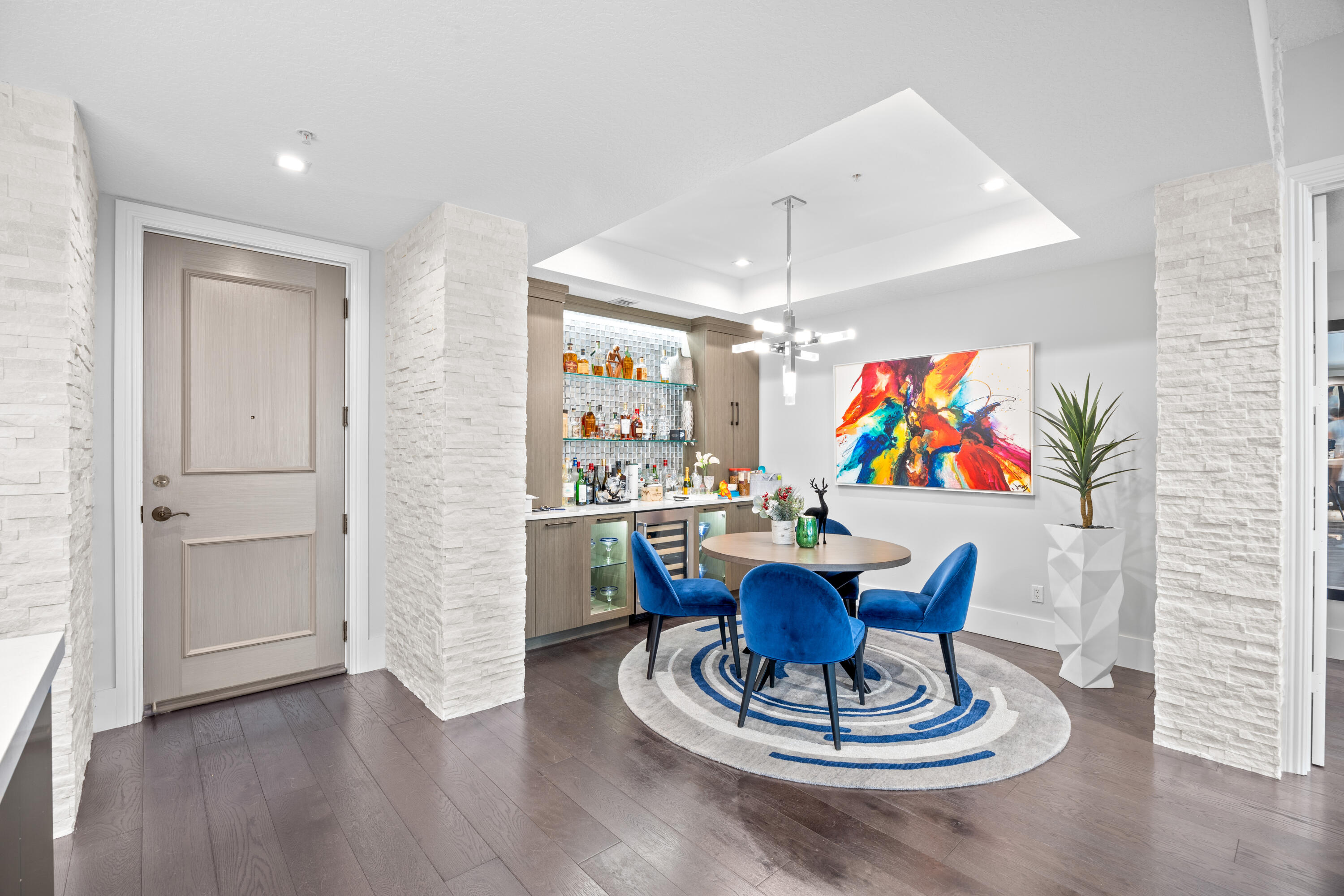 200 NE 2nd Avenue 207, Delray Beach Unit: 207