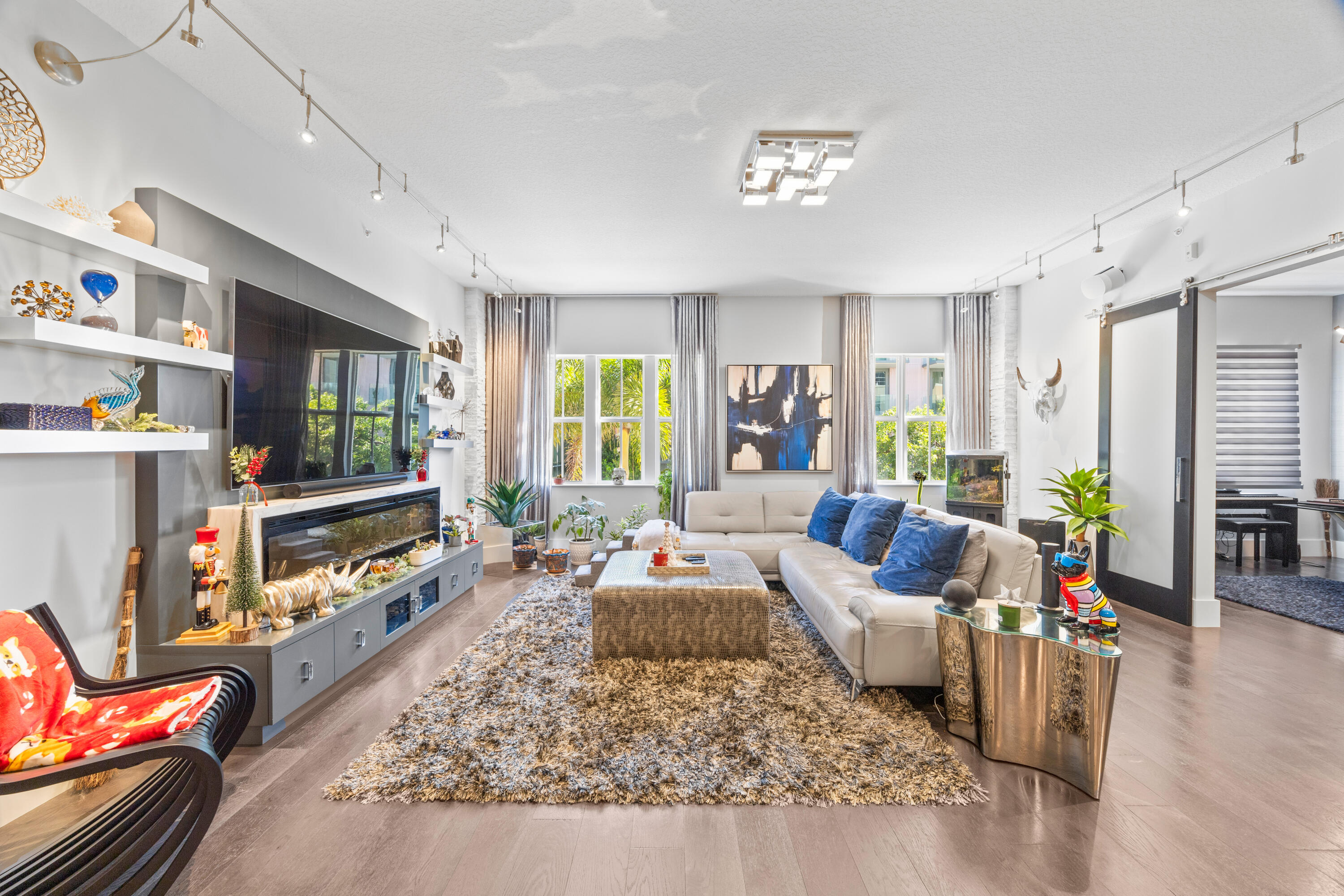 200 NE 2nd Avenue 207, Delray Beach Unit: 207