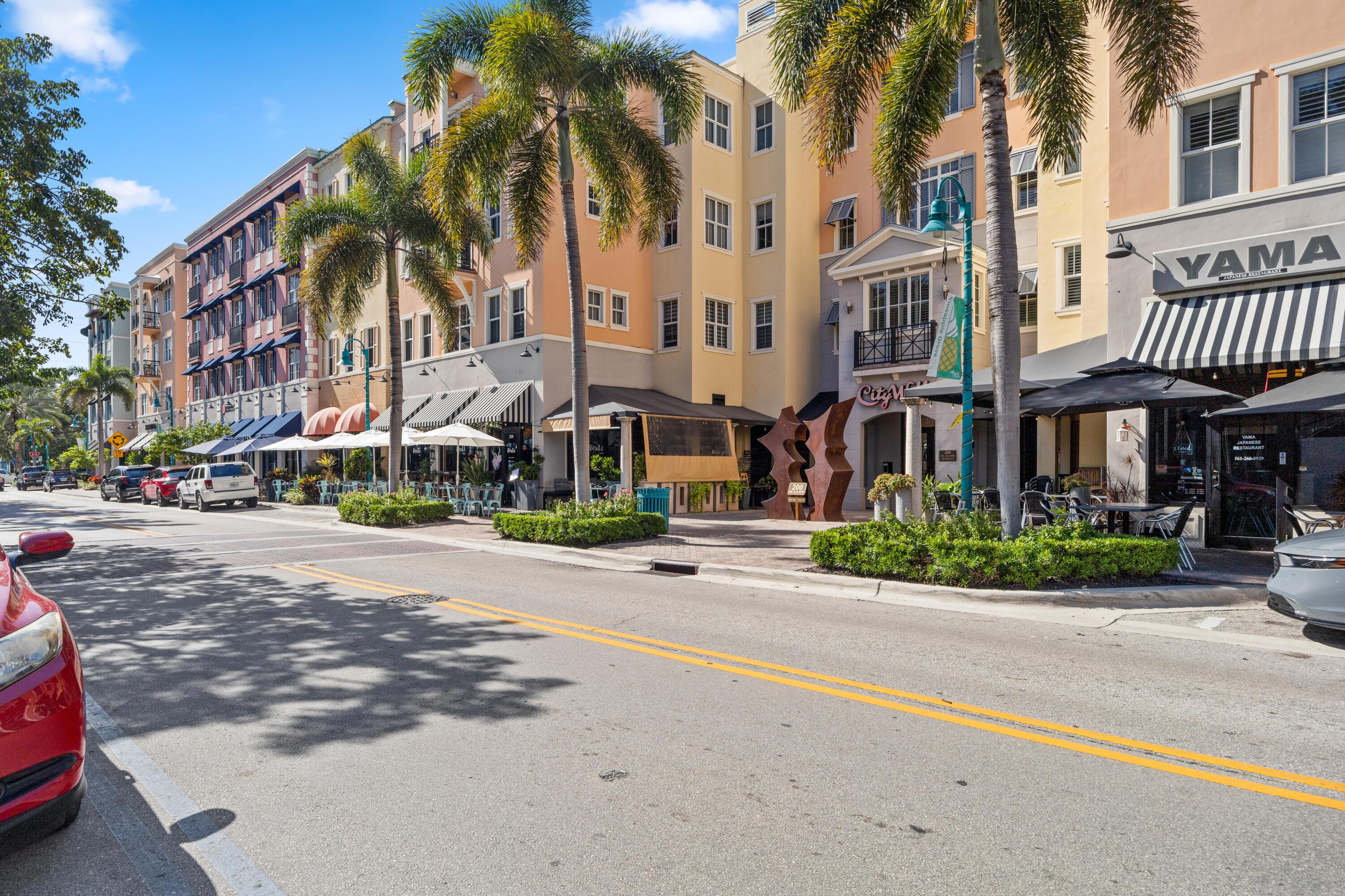 200 NE 2nd Avenue 207, Delray Beach Unit: 207