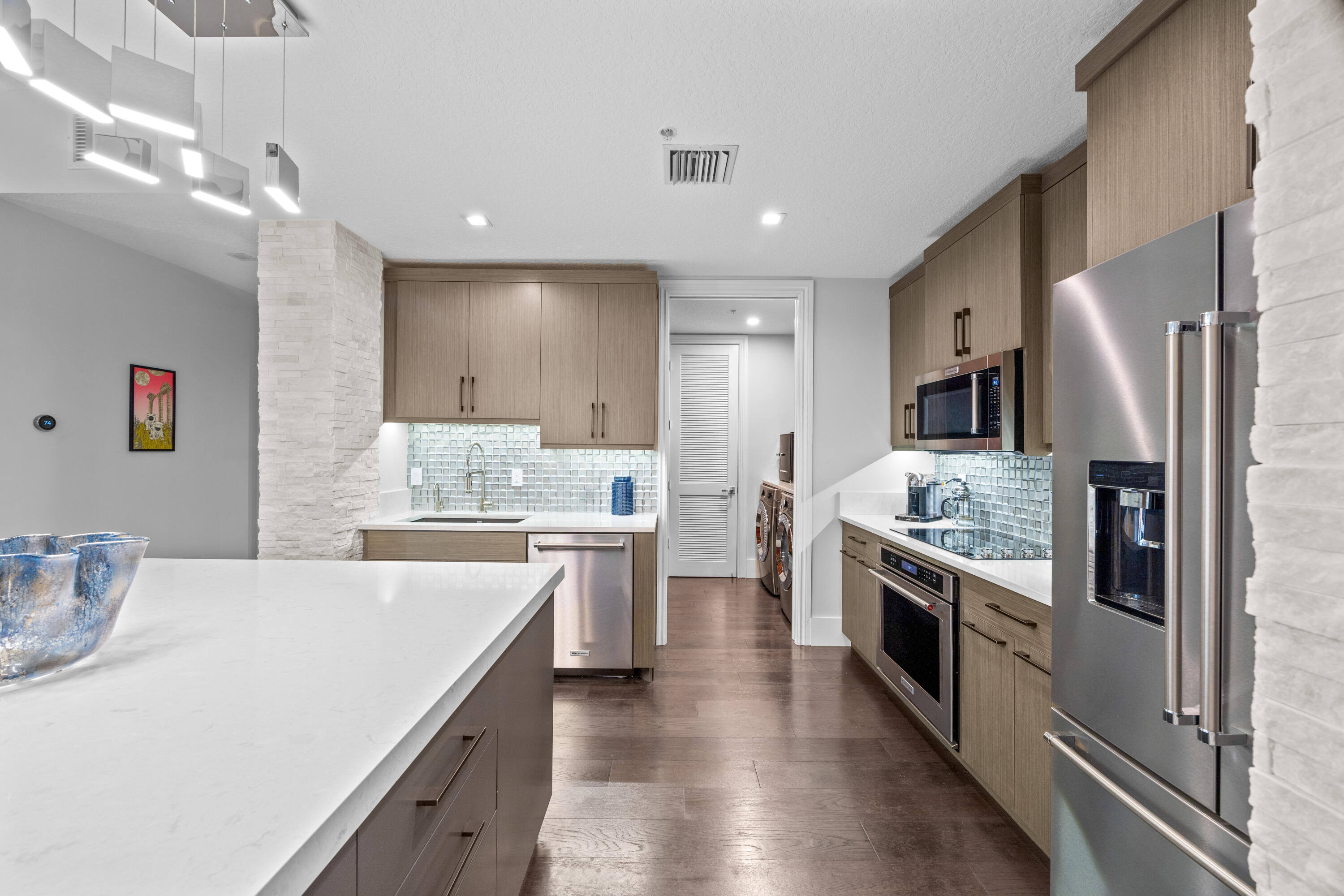 200 NE 2nd Avenue 207, Delray Beach Unit: 207