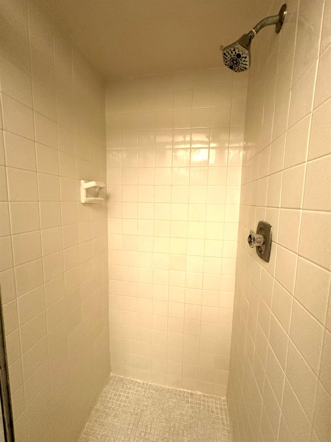 9235 SW 8th Street 114