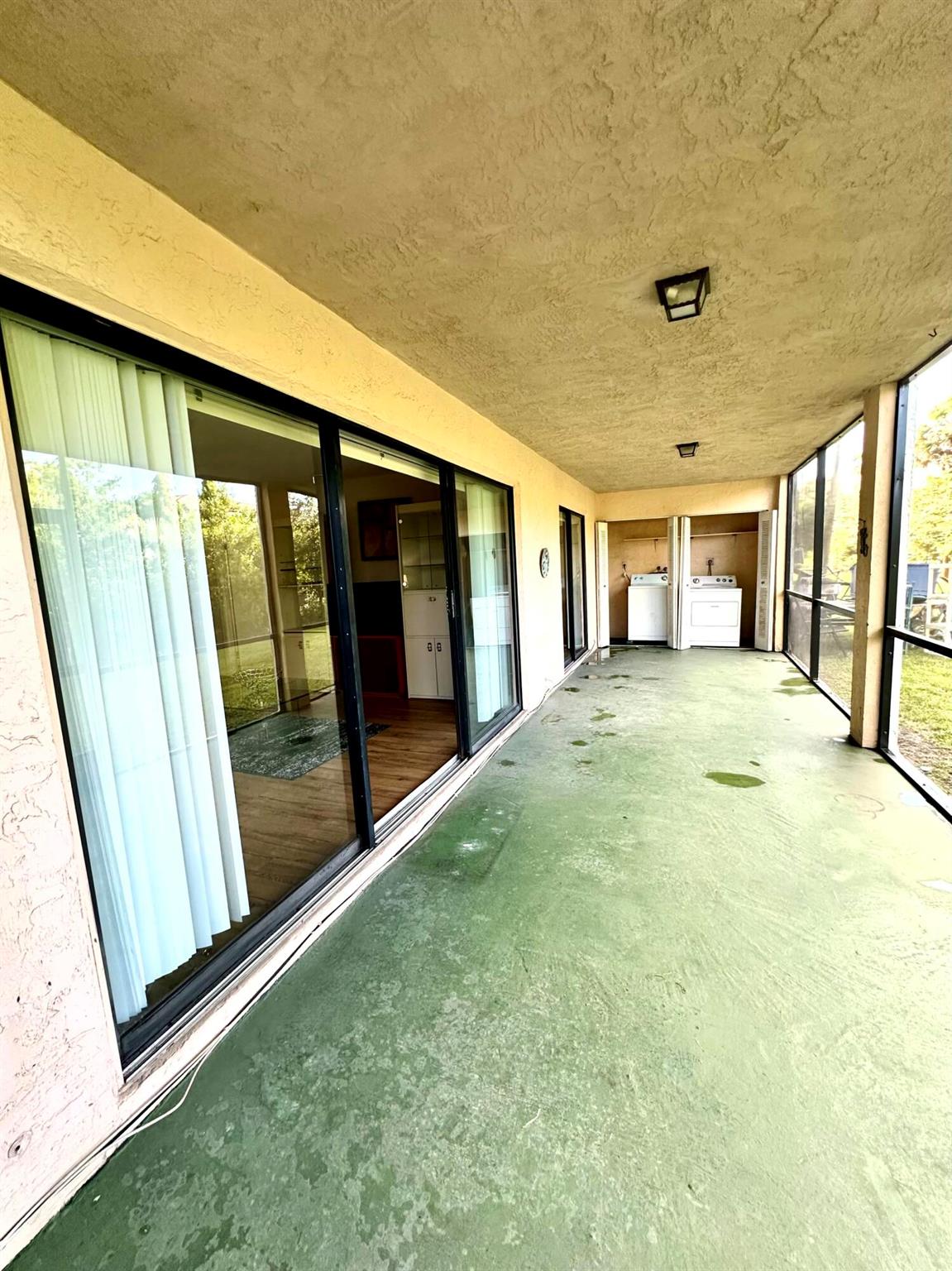 9235 SW 8th Street 114