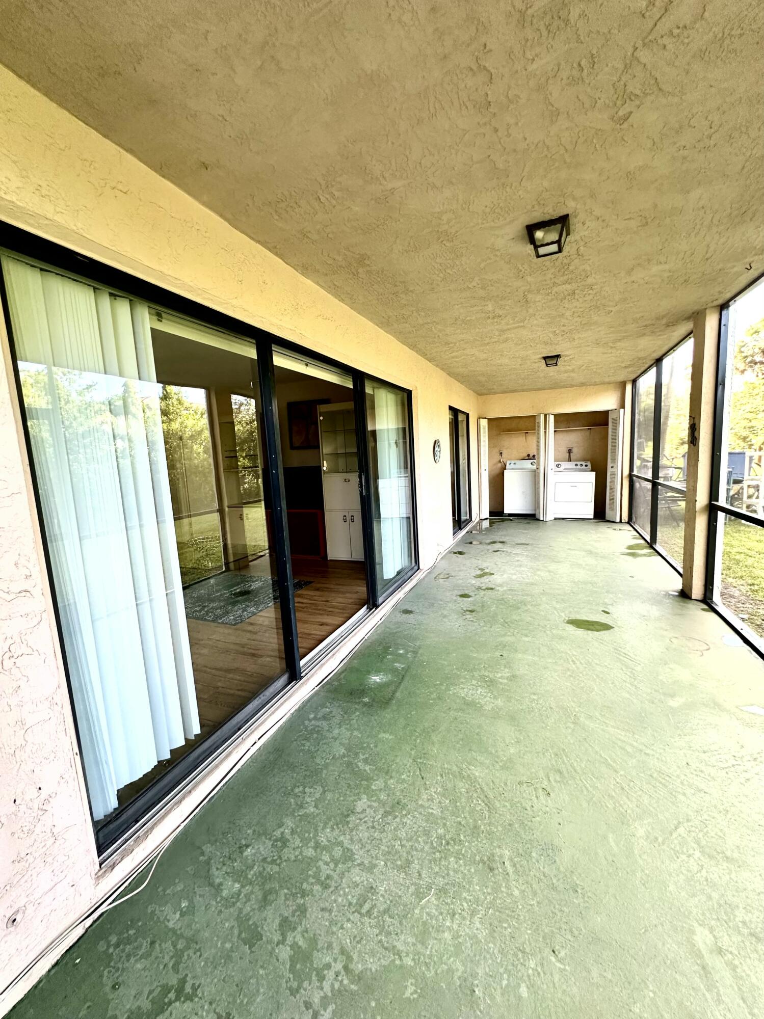 9235 SW 8th Street 114