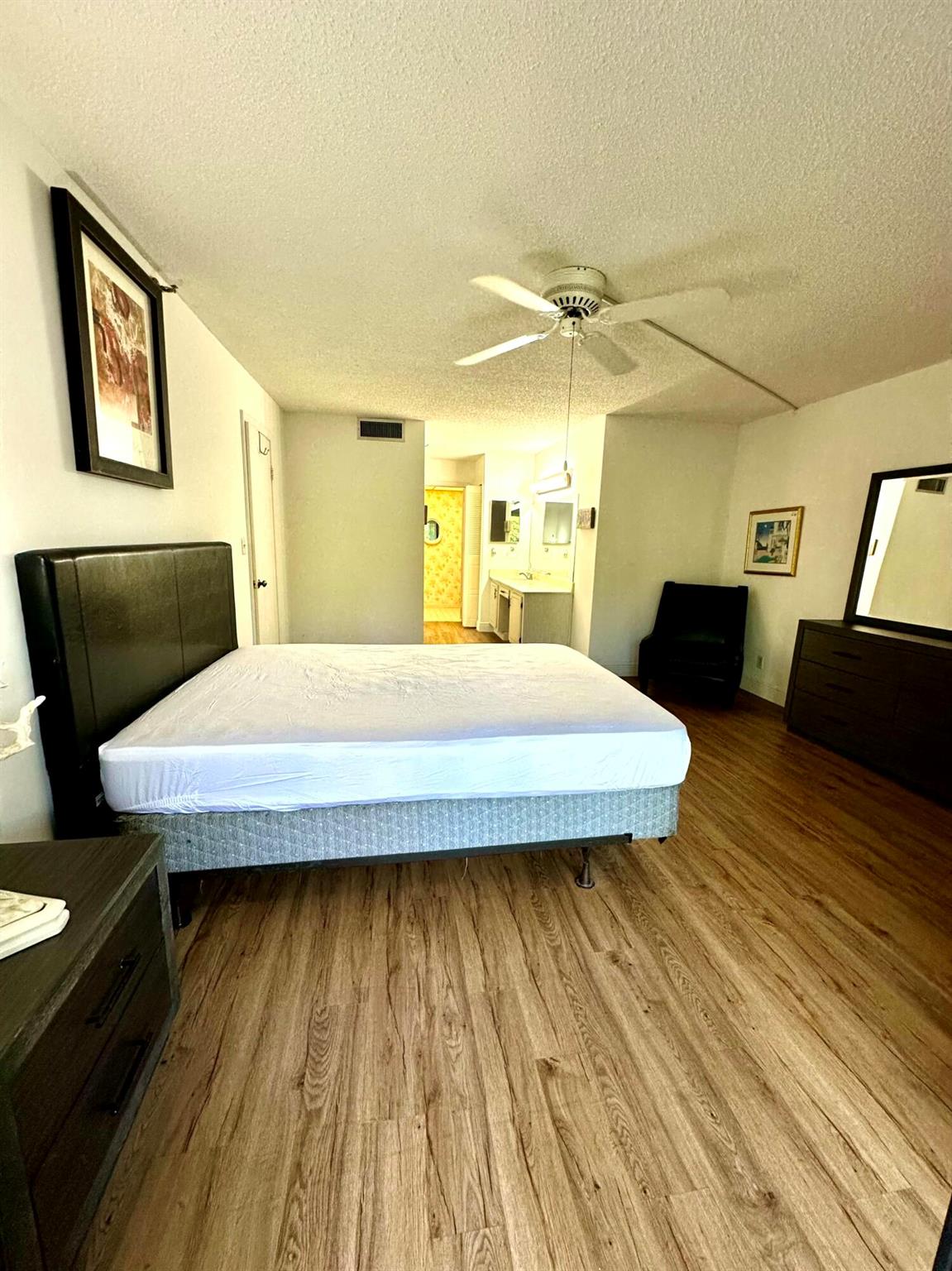 9235 SW 8th Street 114