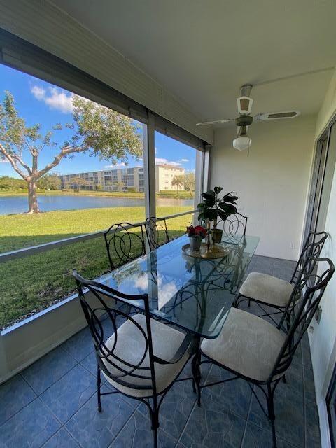 1037 Rexford C
