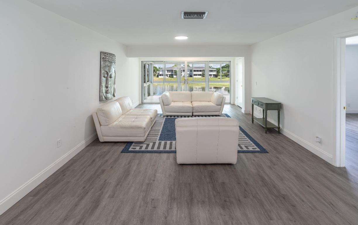 2731 SW 15th Street 202