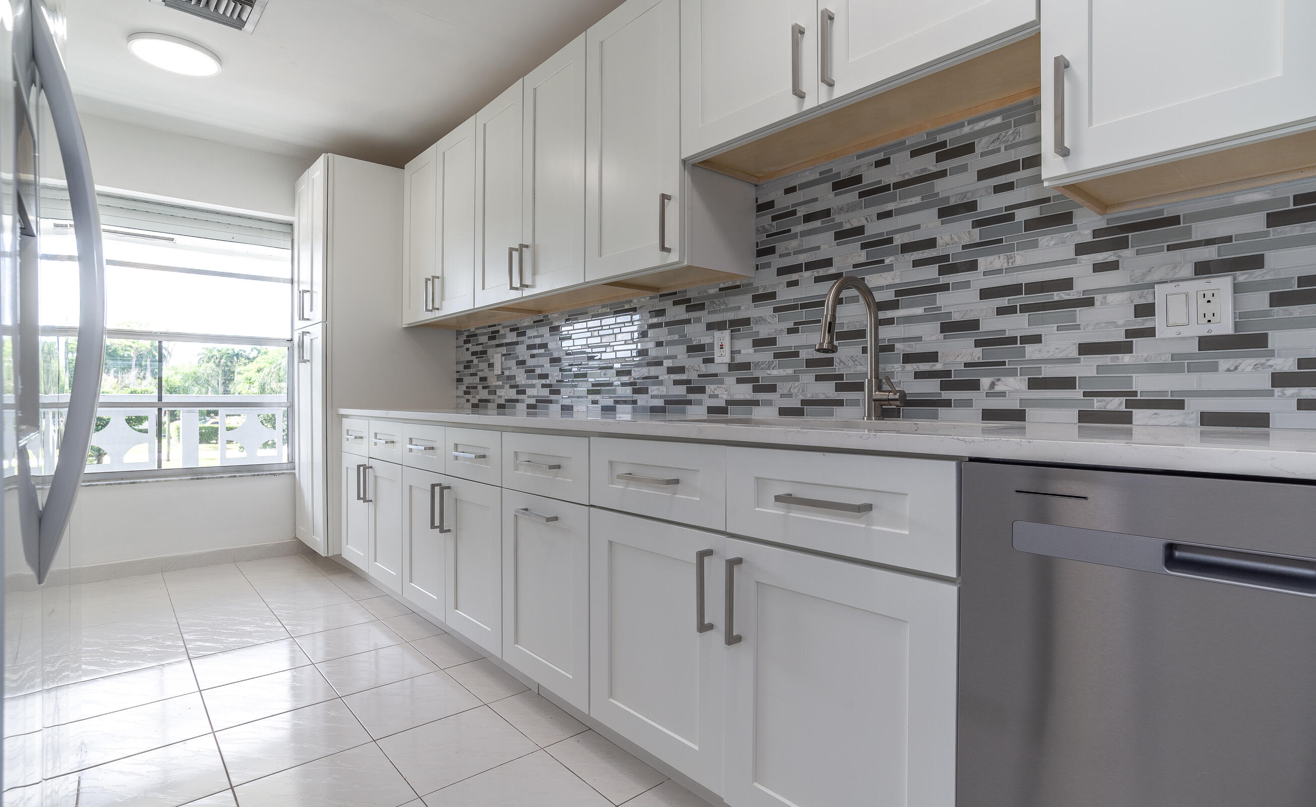 2731 SW 15th Street 202