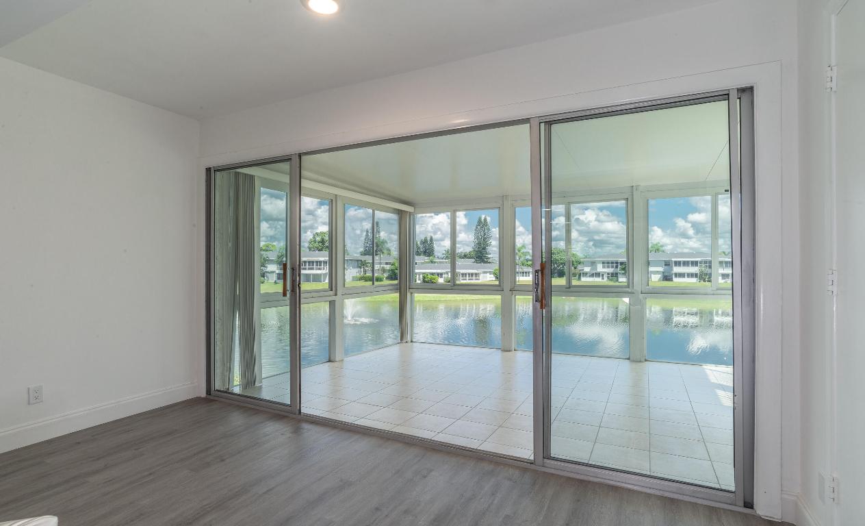 2731 SW 15th Street 202