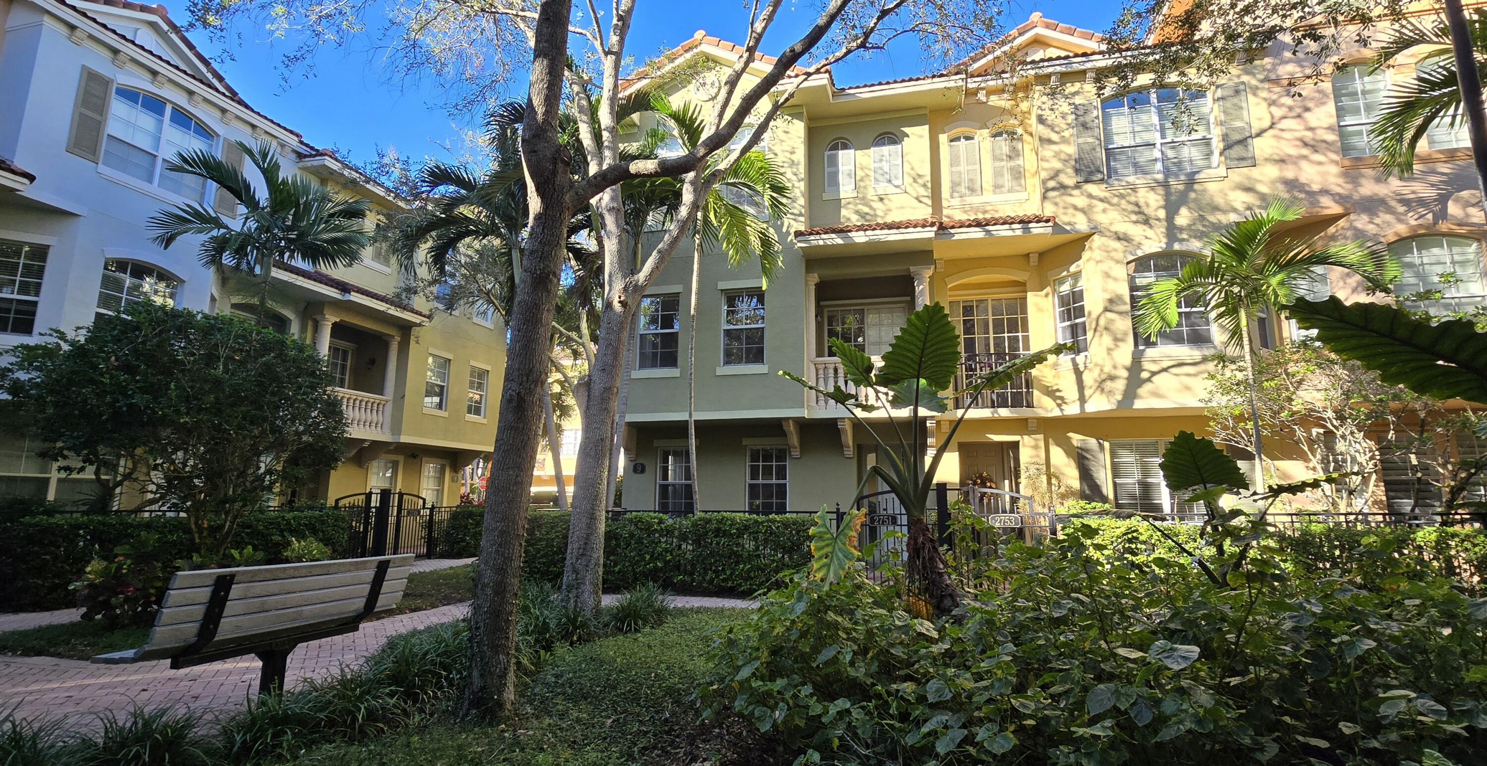 2751 Ravella Way