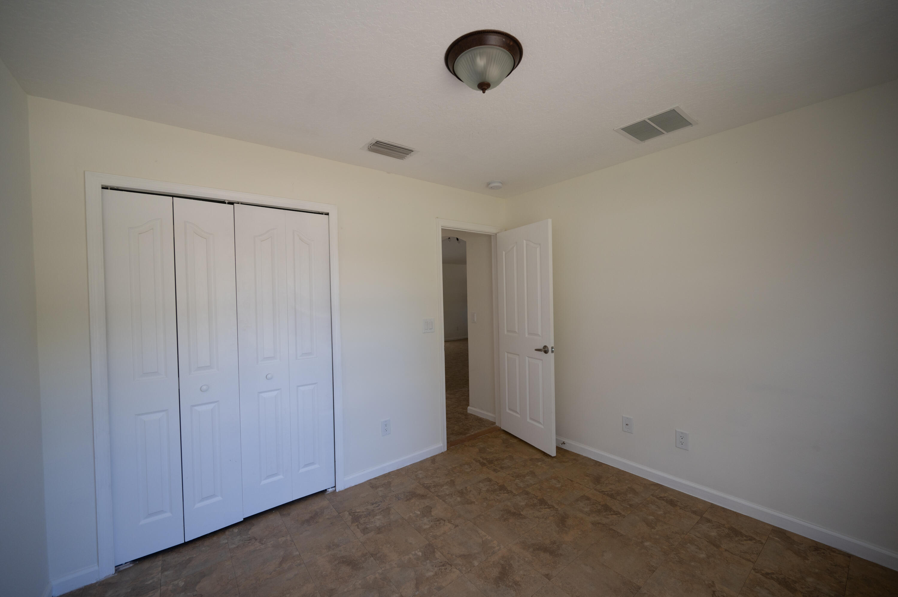 1658 SW Tivan Lane