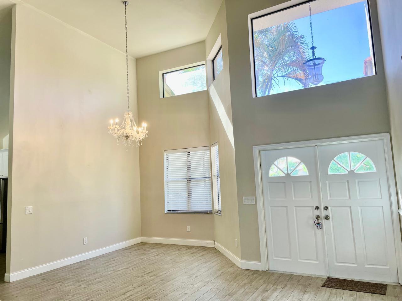 23186 L'Ermitage Circle