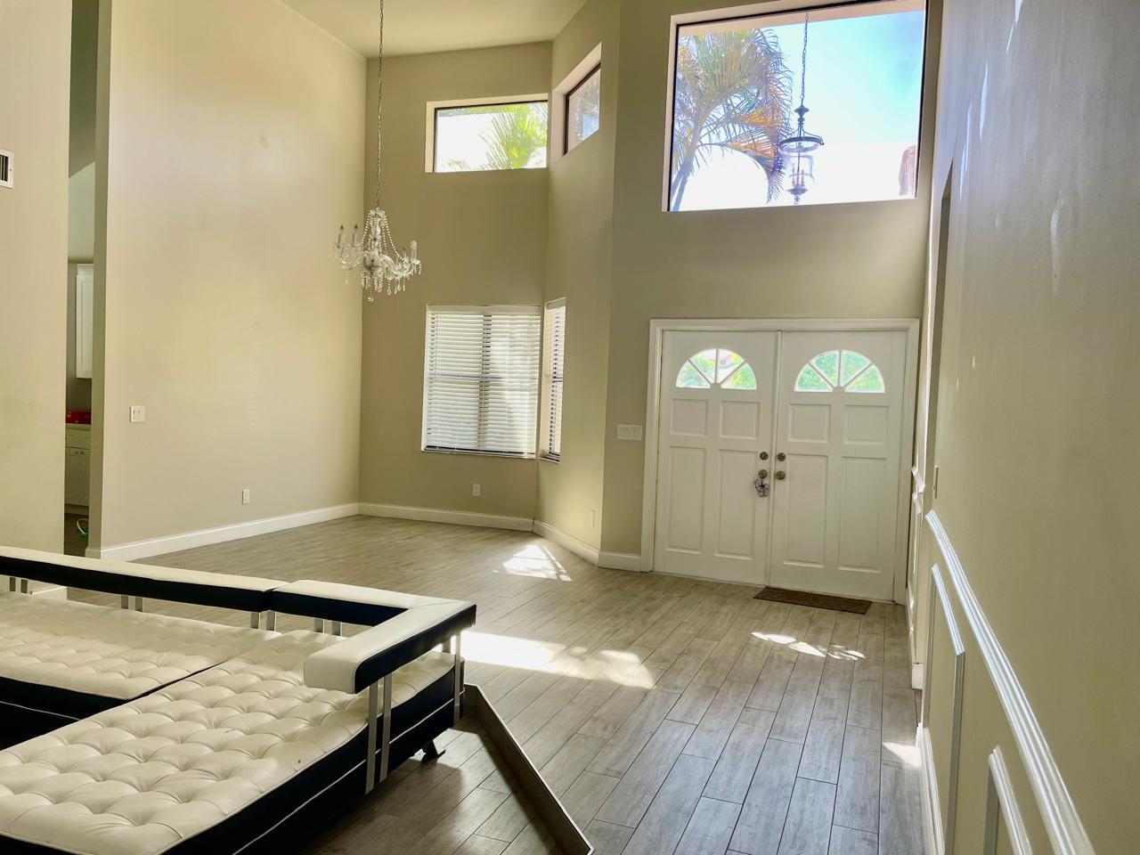 23186 L'Ermitage Circle