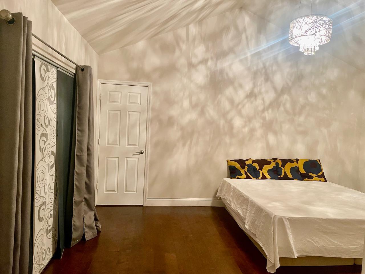 23186 L'Ermitage Circle