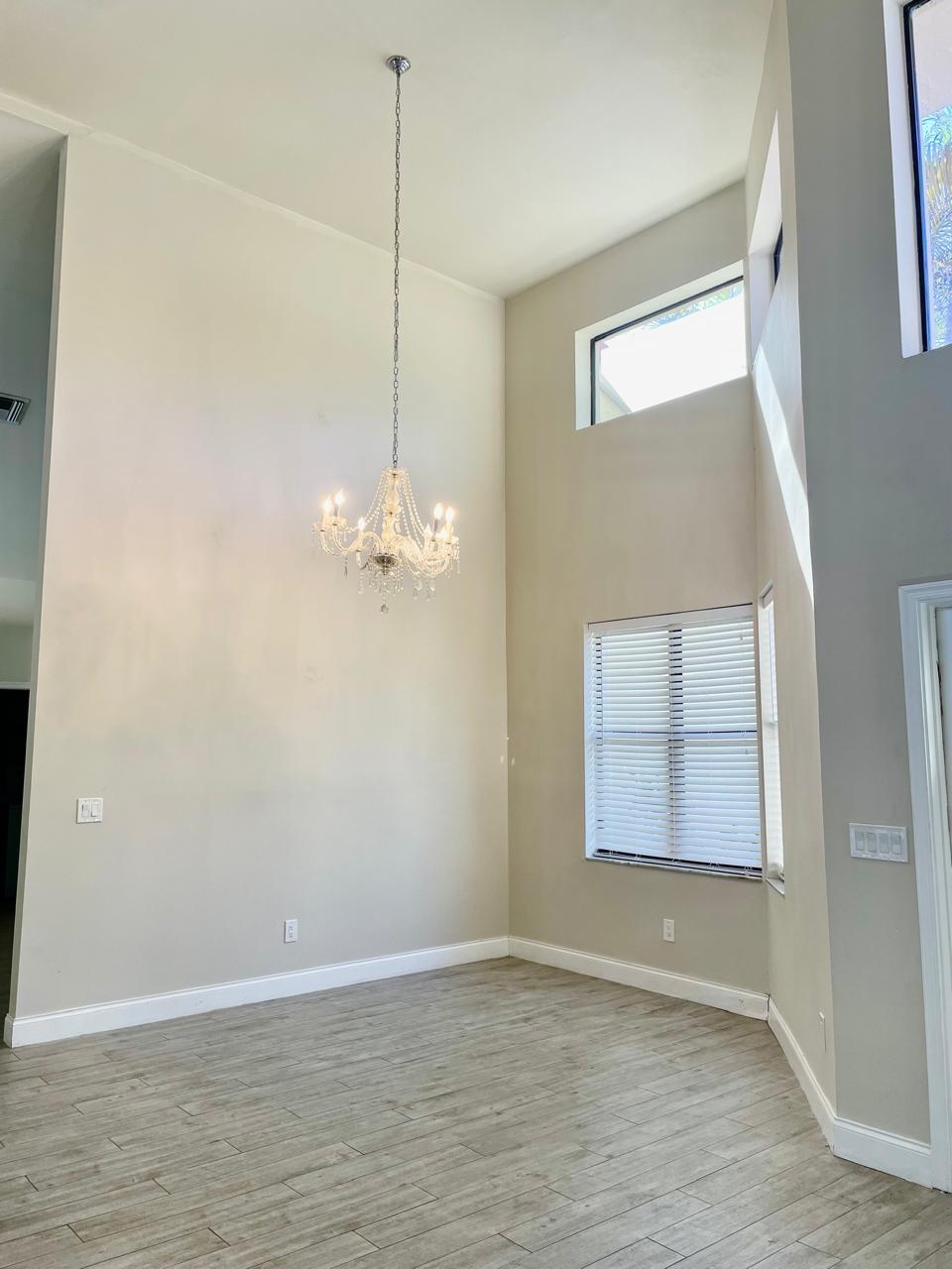 23186 L'Ermitage Circle