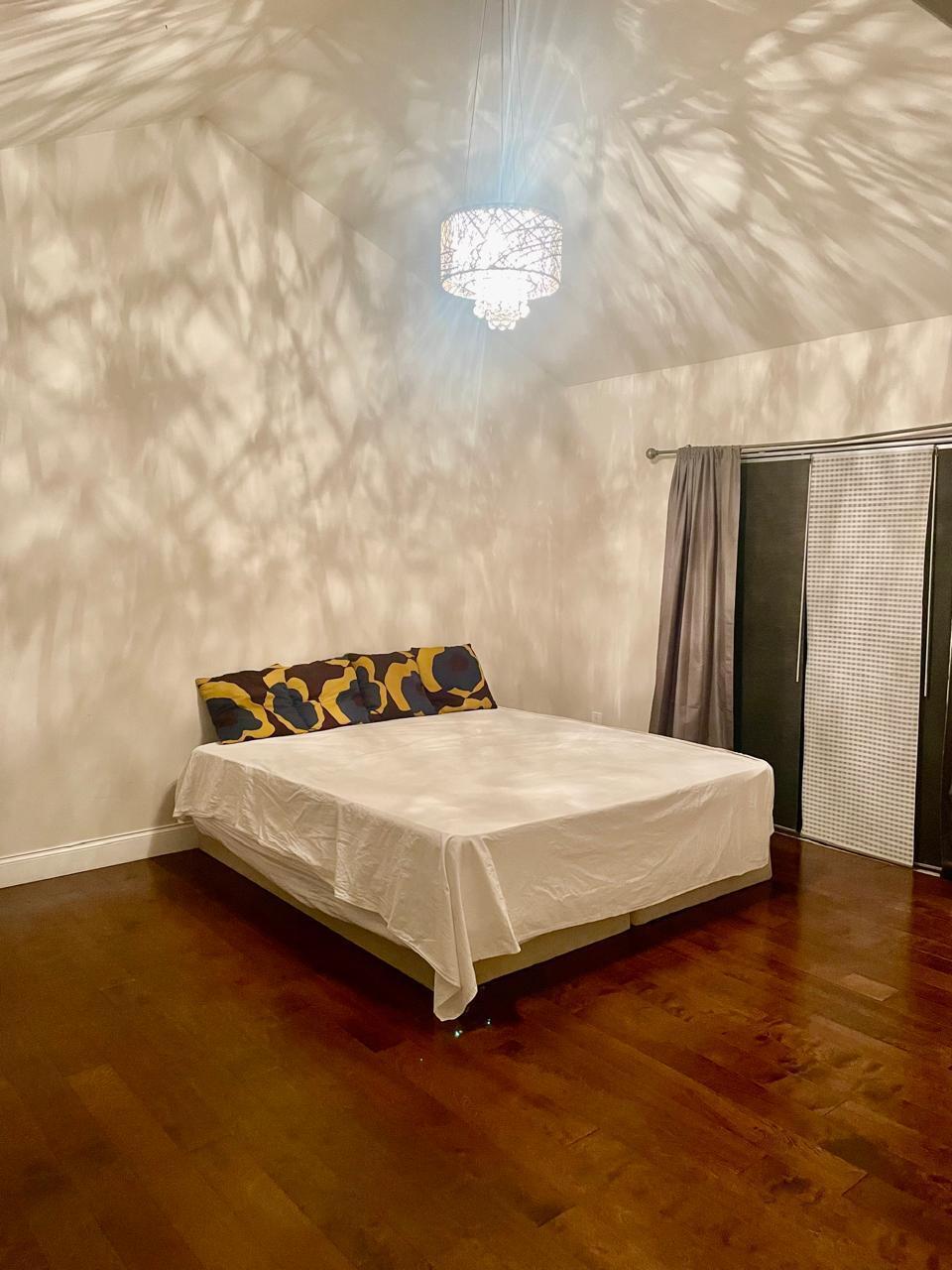 23186 L'Ermitage Circle