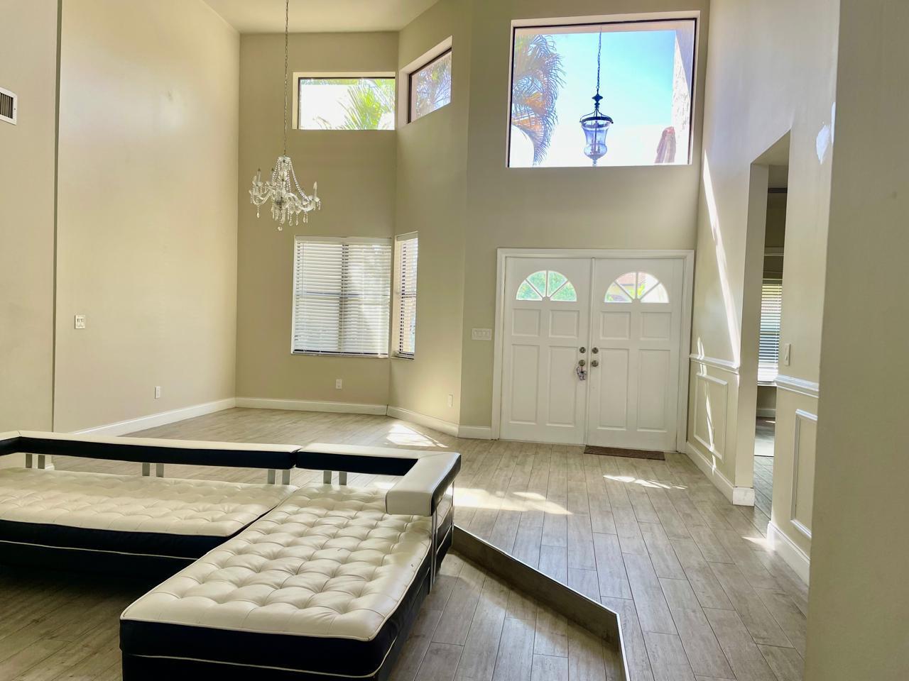 23186 L'Ermitage Circle