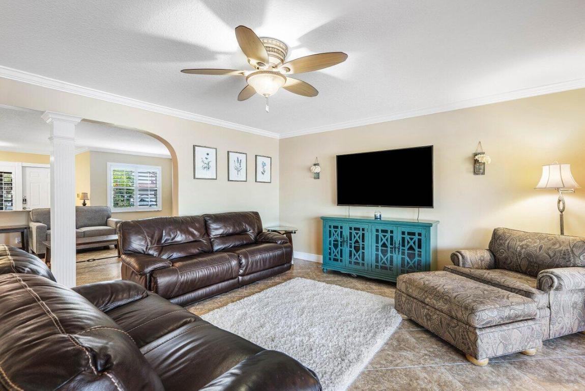 3132 Deer Creek Lake Shore Drive