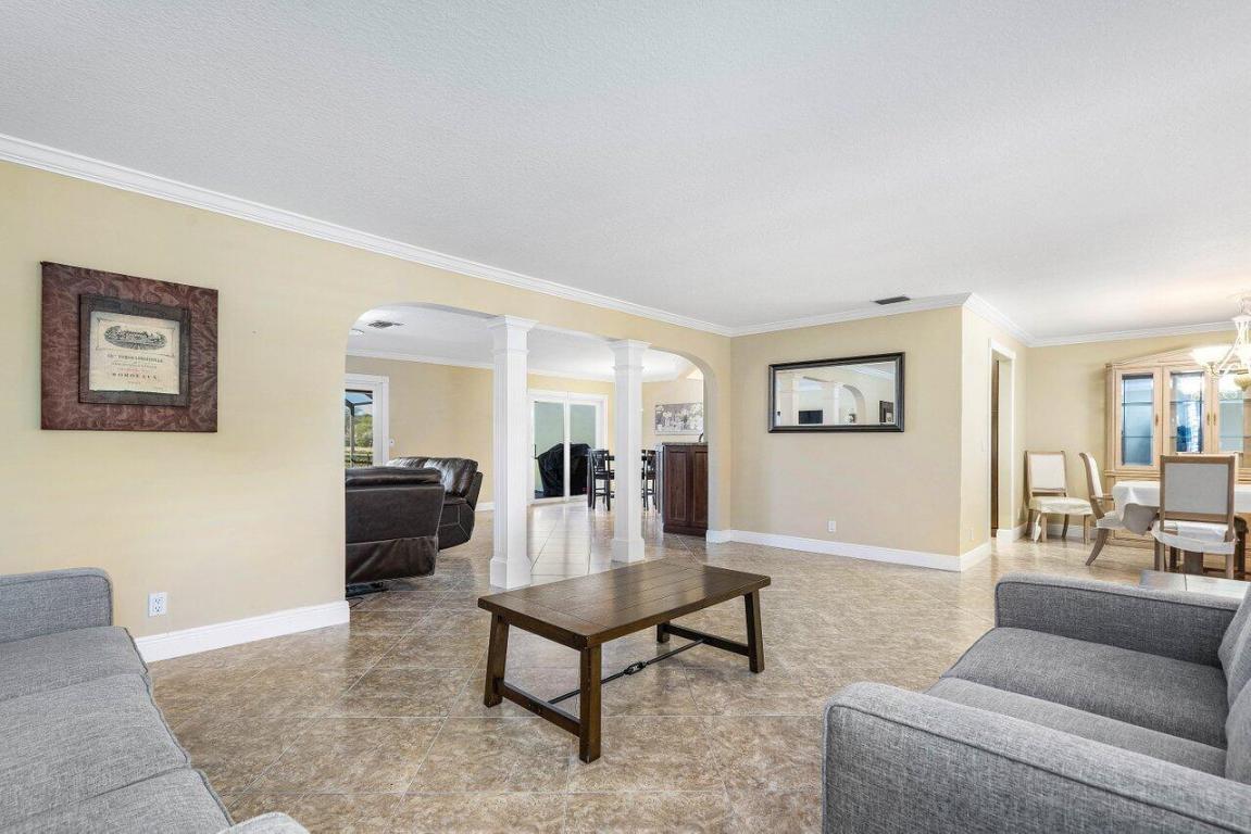 3132 Deer Creek Lake Shore Drive