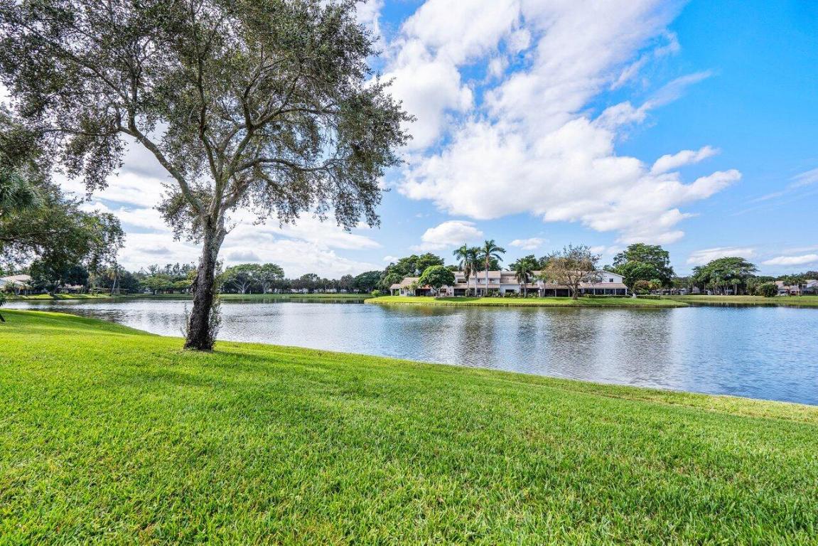 3132 Deer Creek Lake Shore Drive