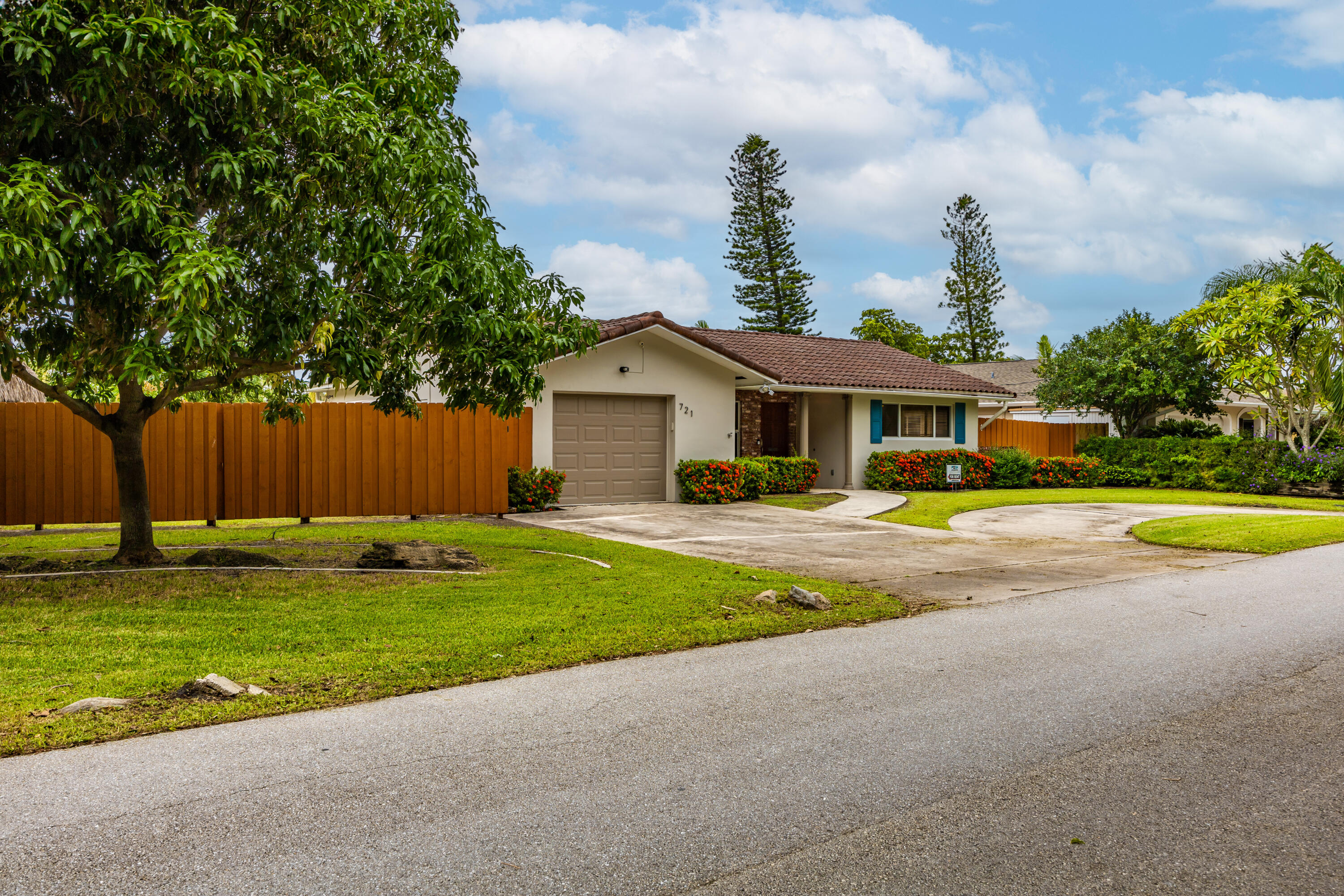 721 New Castle Street, Boca Raton