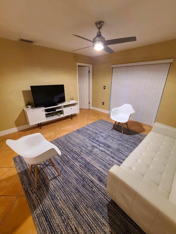 12087 NW 44th Street, Sunrise