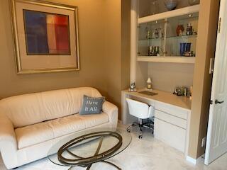 7357 Viale Michelangelo