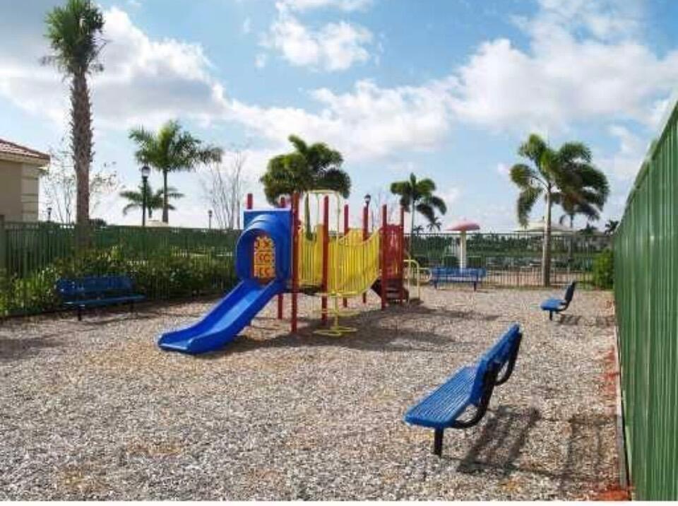 6703 Old Farm Trail Trail