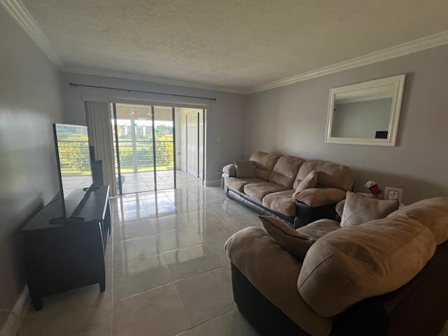 9300 SW 8th Street 403