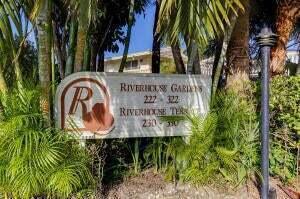 222 N Federal Highway 220