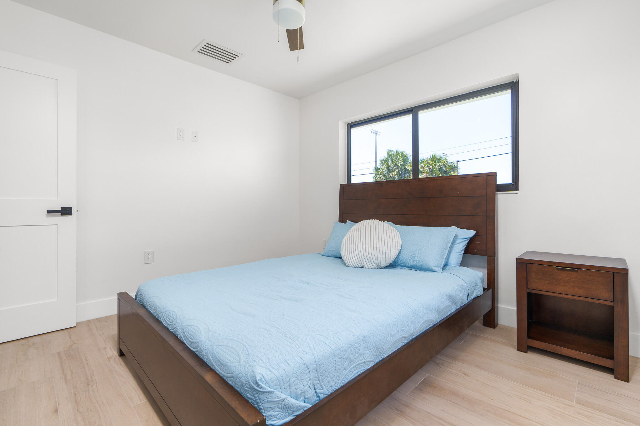 303 De Carie Street