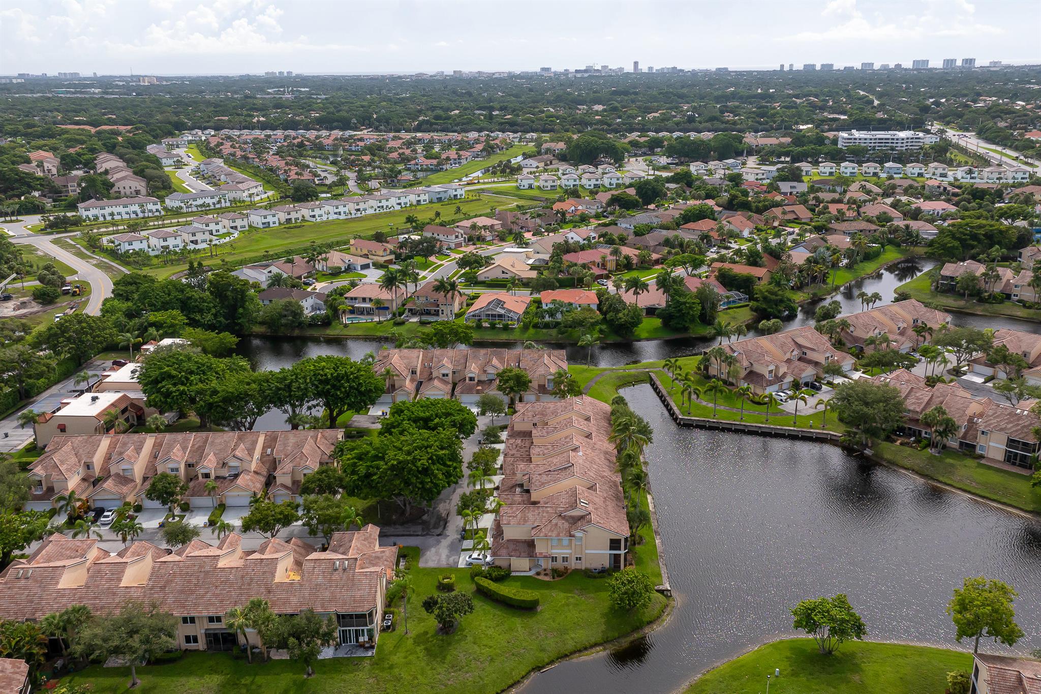 23085 Aqua View 3