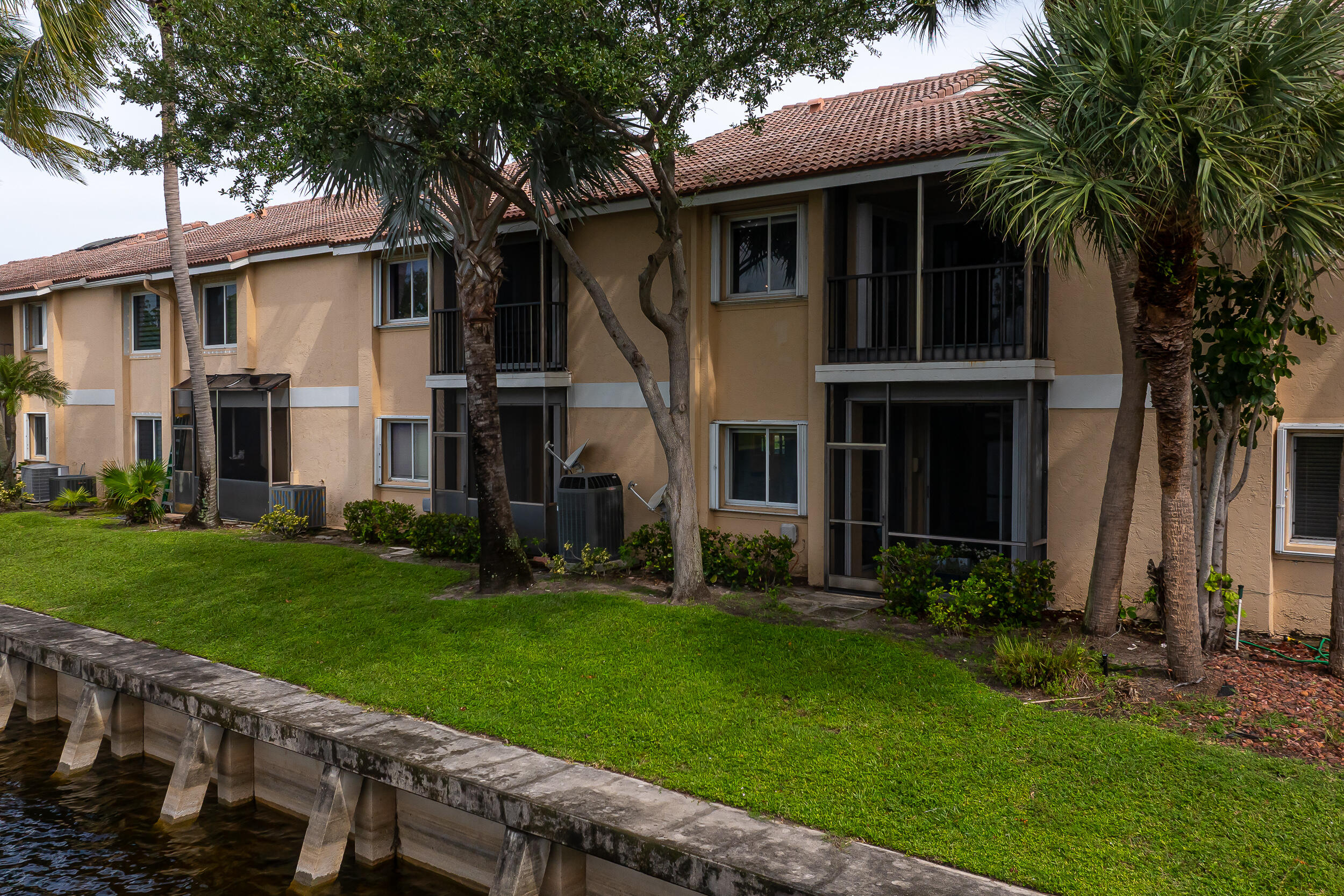 23085 Aqua View 3
