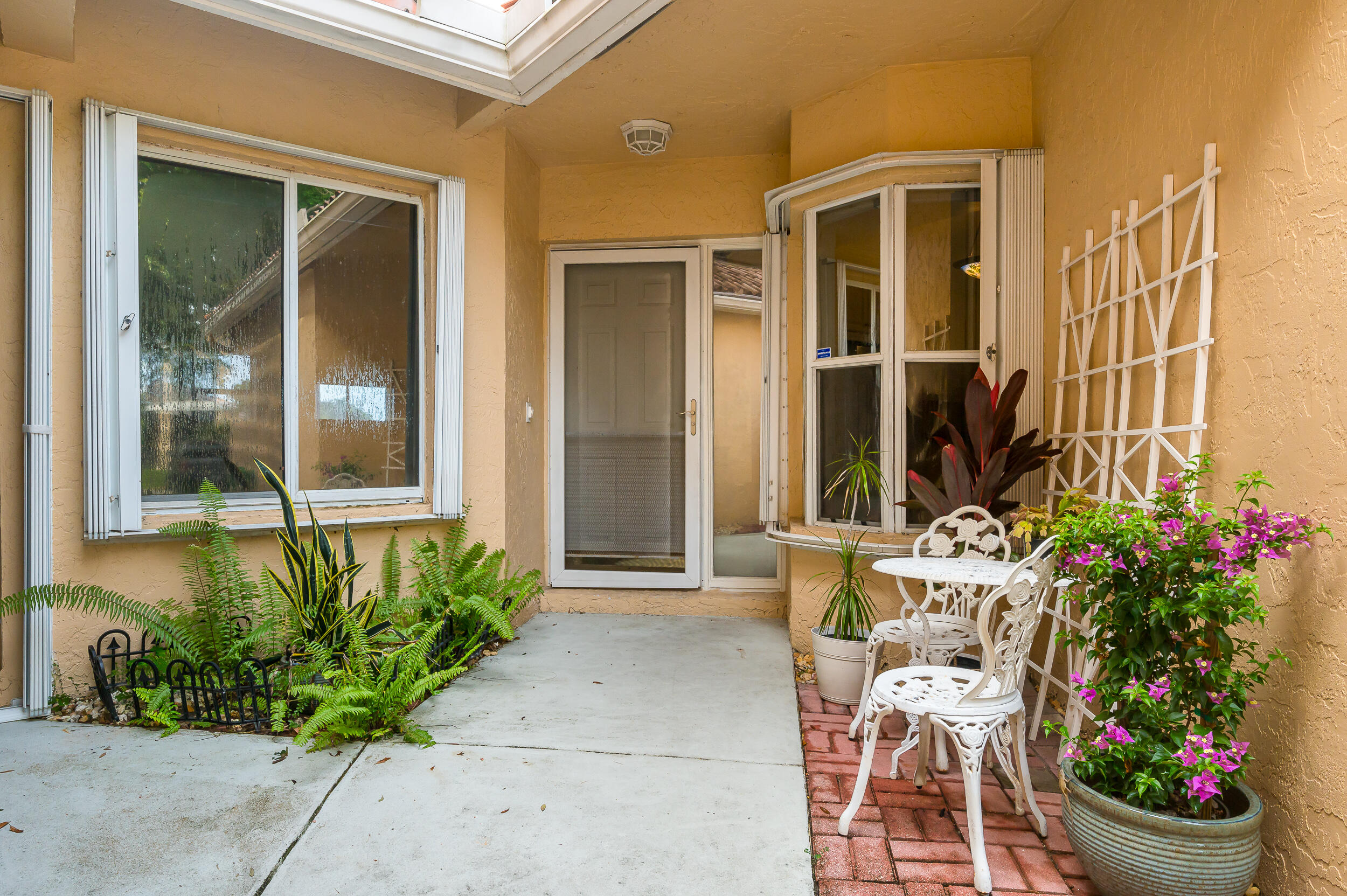 23085 Aqua View 3