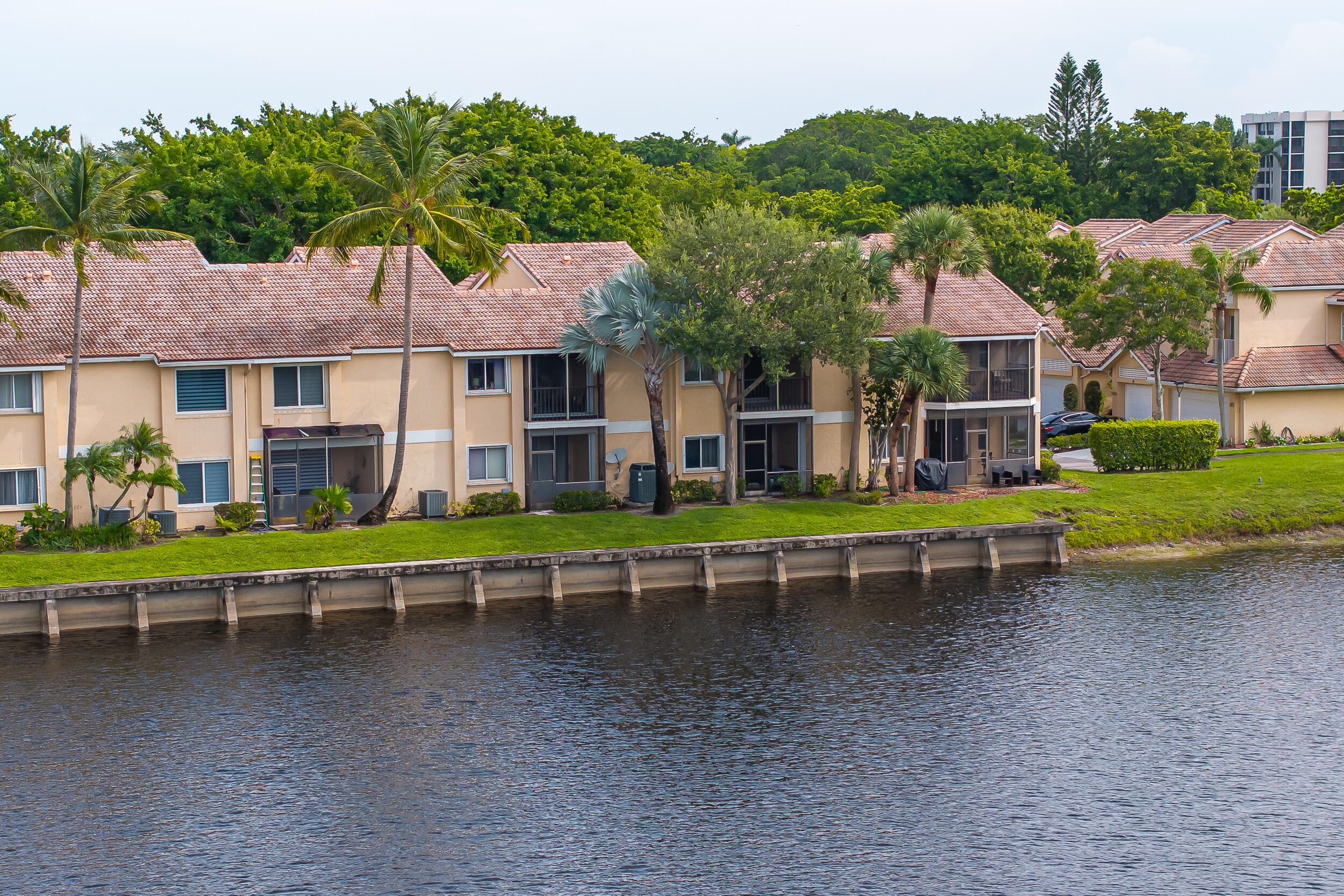 23085 Aqua View 3