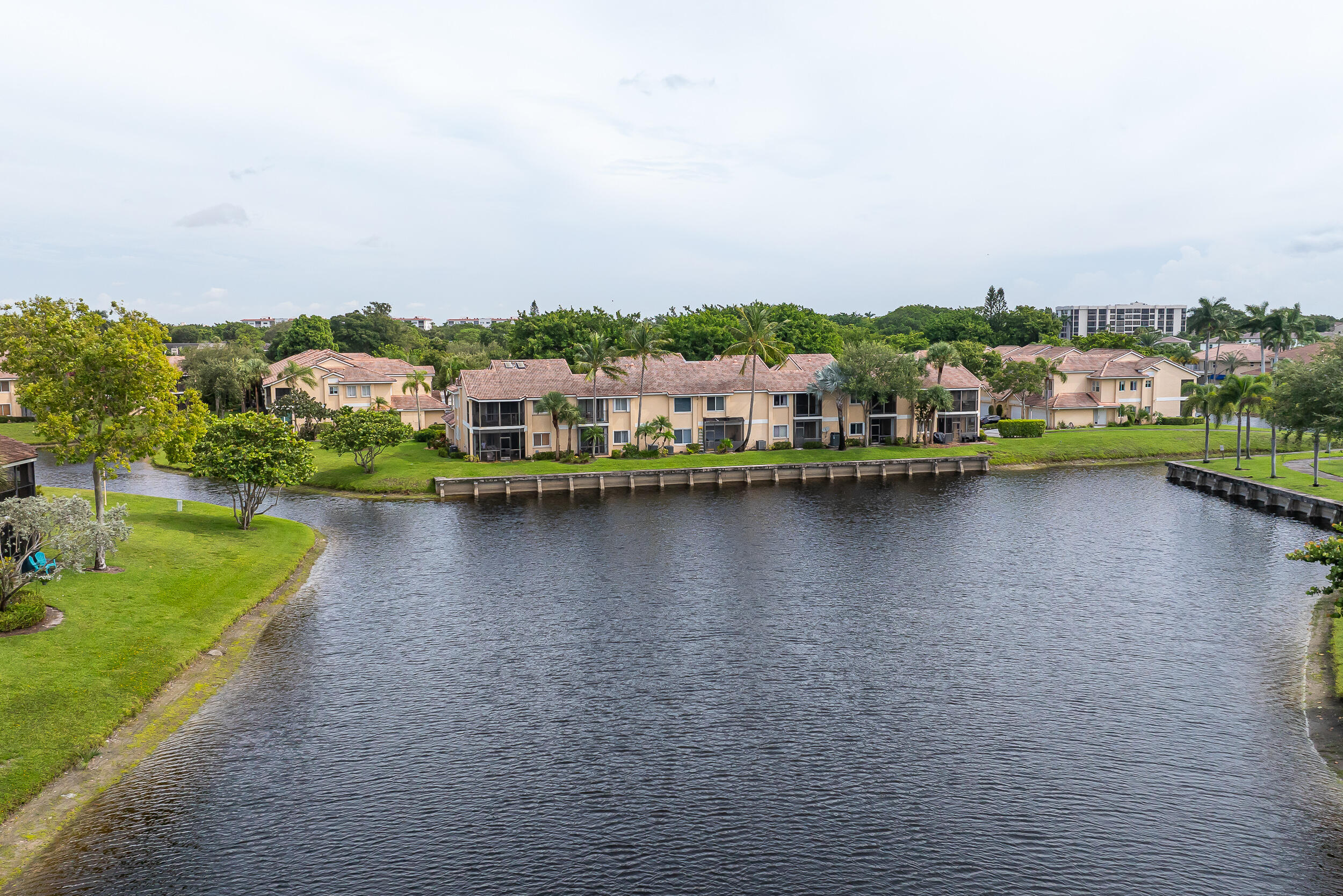 23085 Aqua View 3