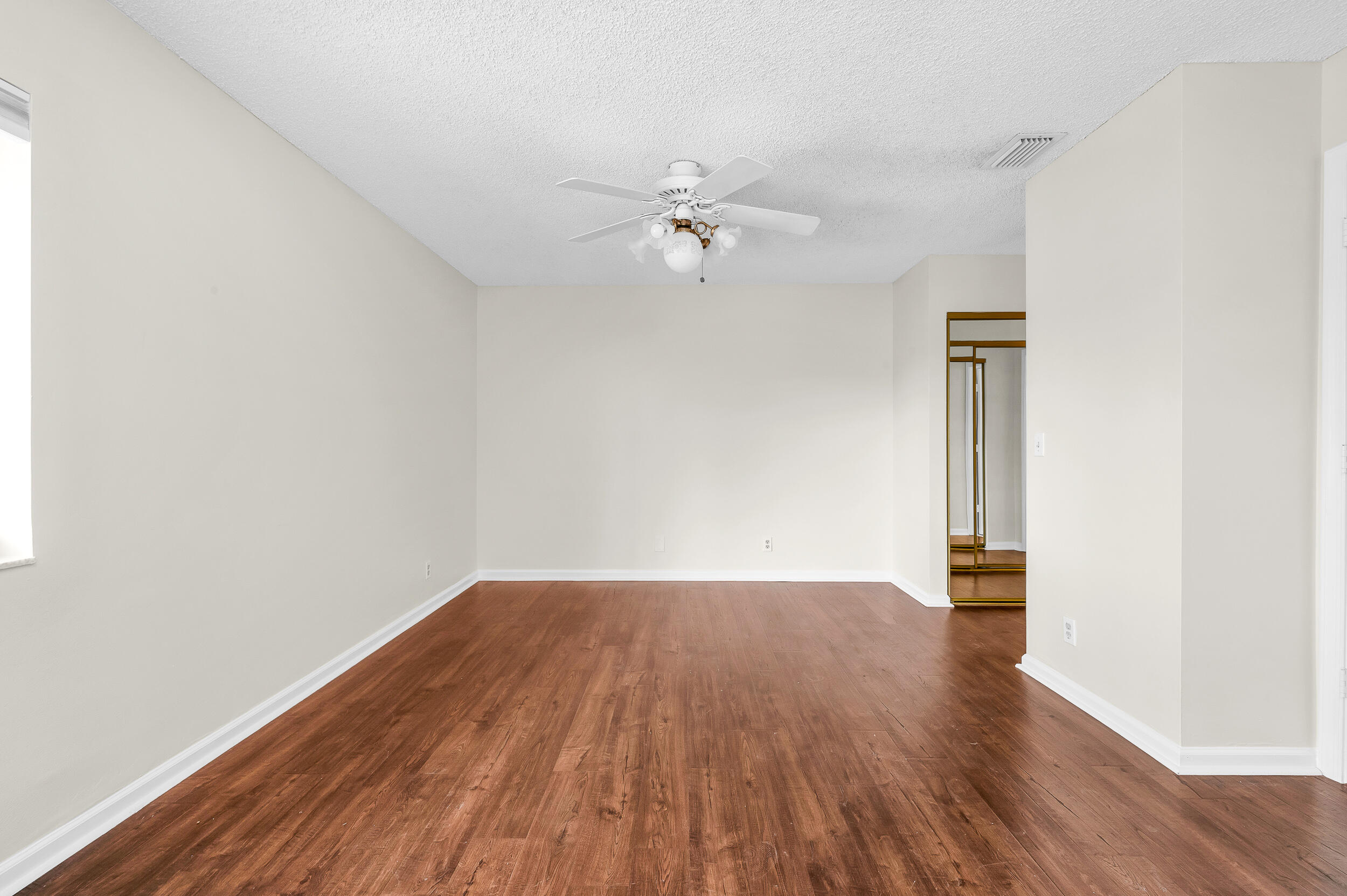 23085 Aqua View 3