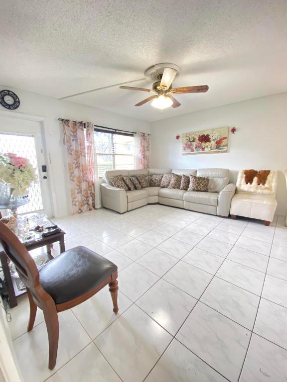 201 NW 76th Avenue 104