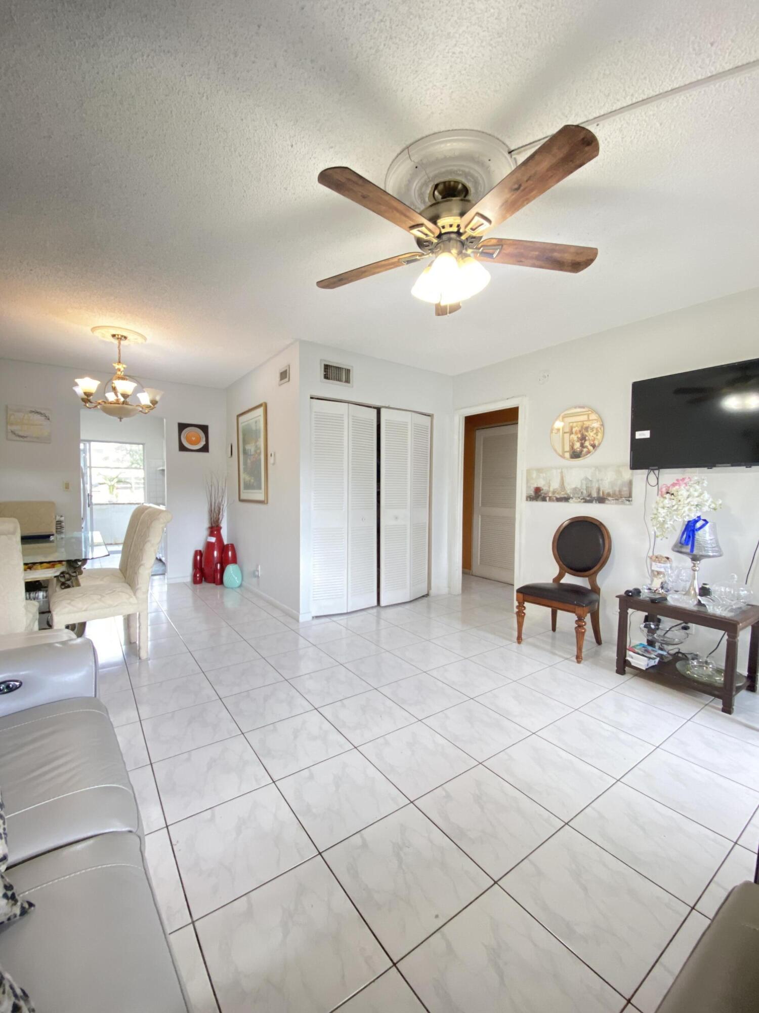 201 NW 76th Avenue 104