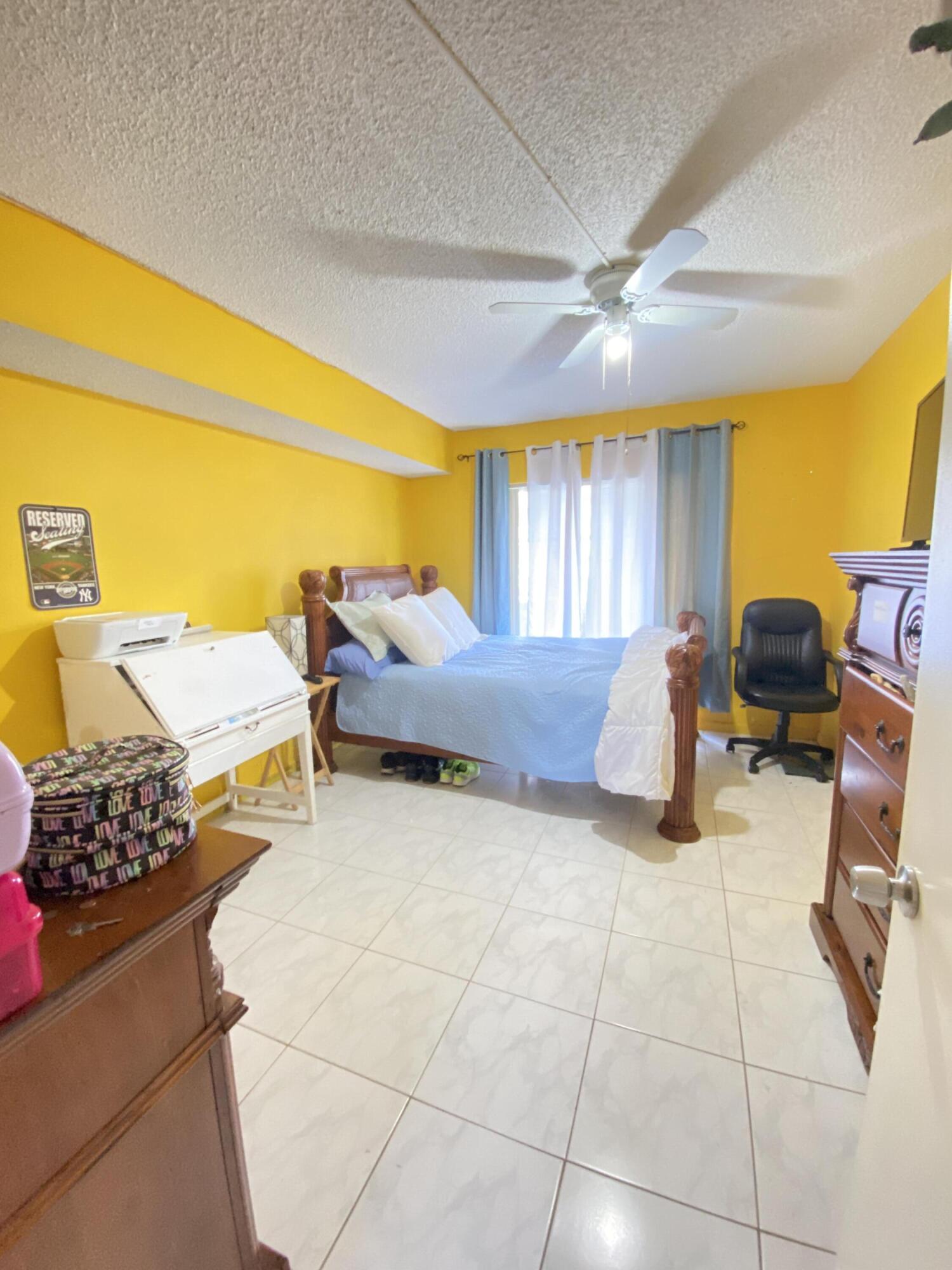 201 NW 76th Avenue 104