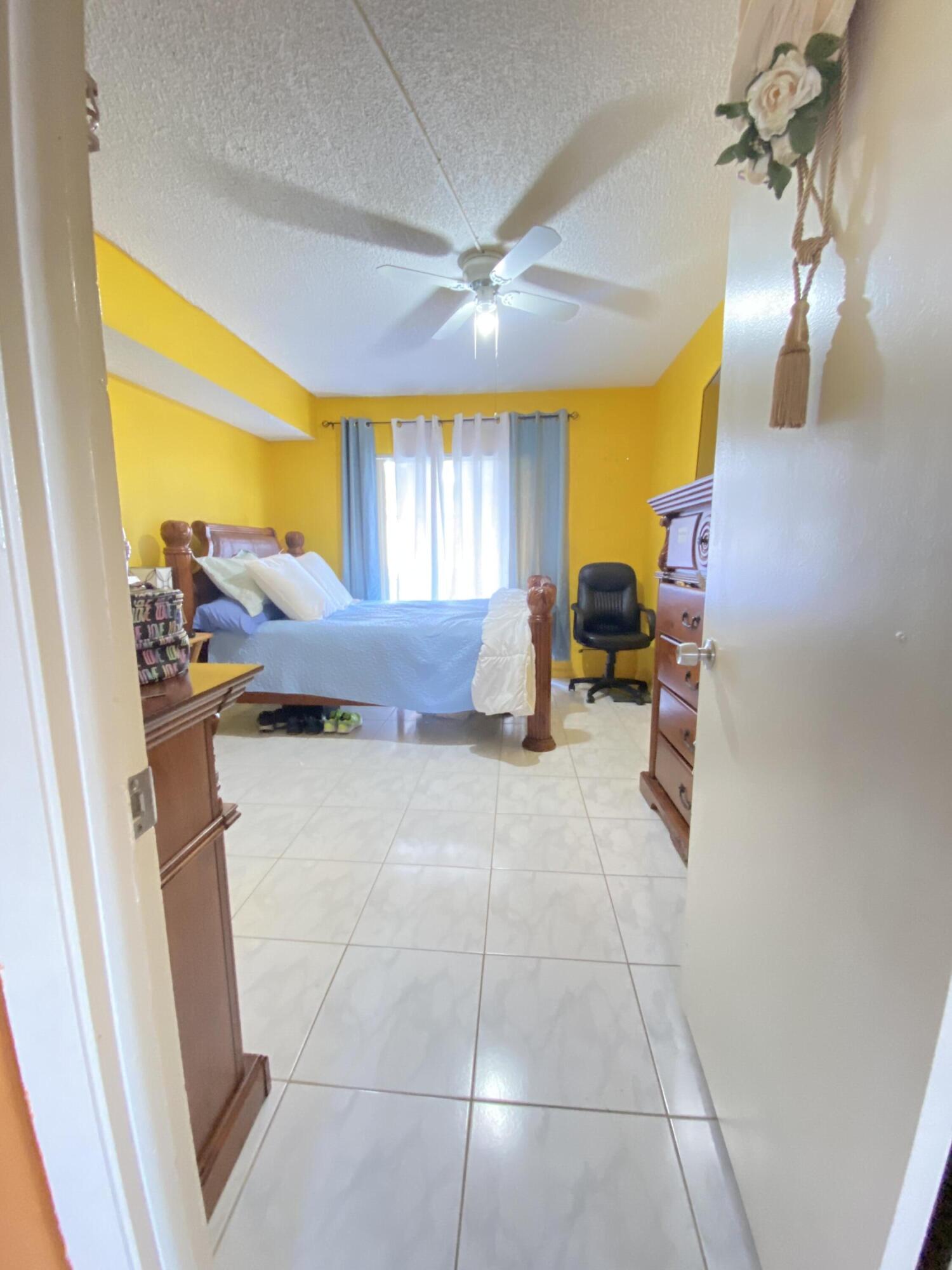 201 NW 76th Avenue 104