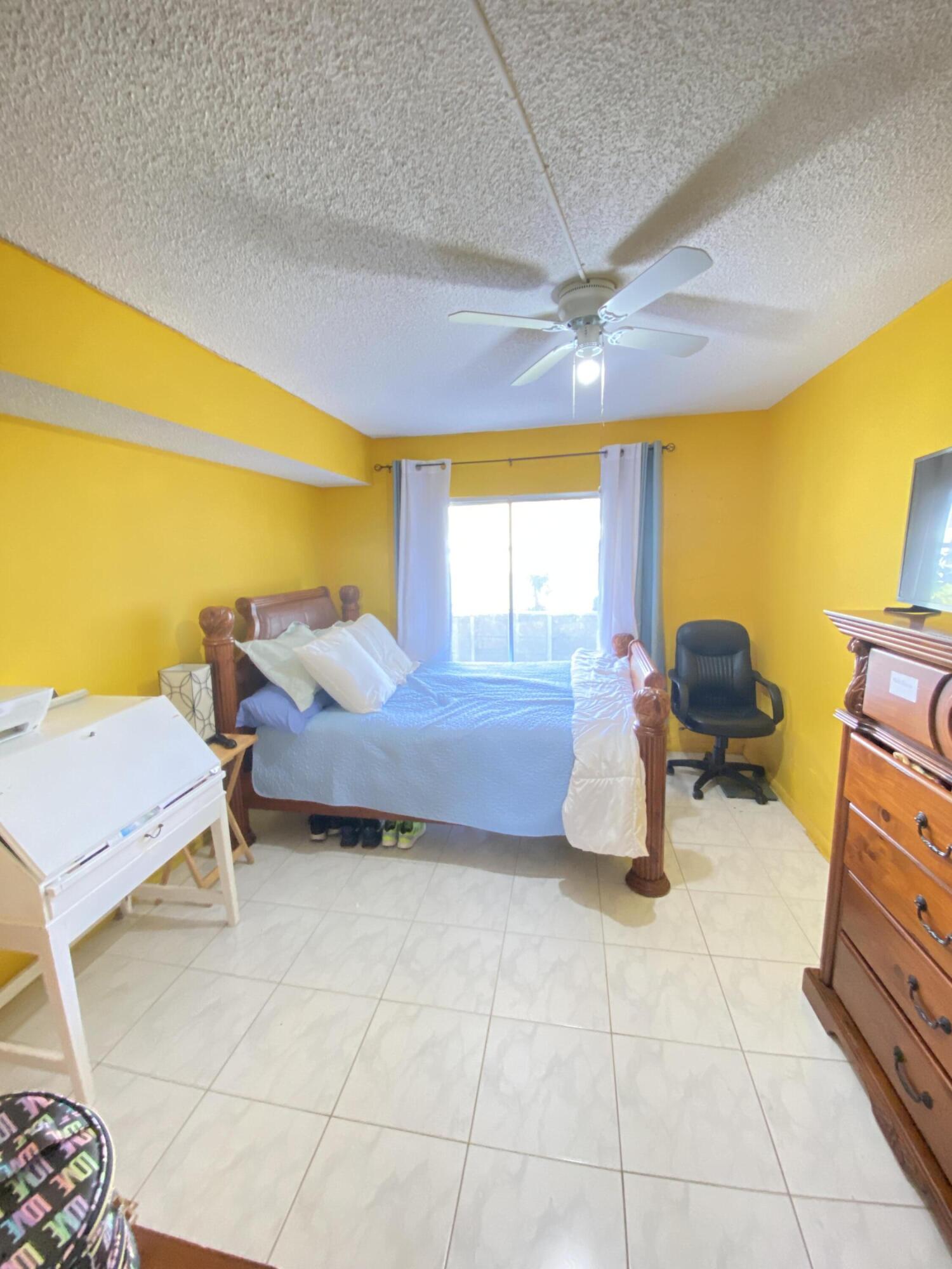 201 NW 76th Avenue 104