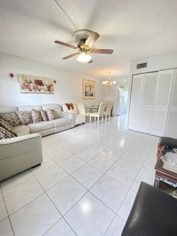 201 NW 76th Avenue 104