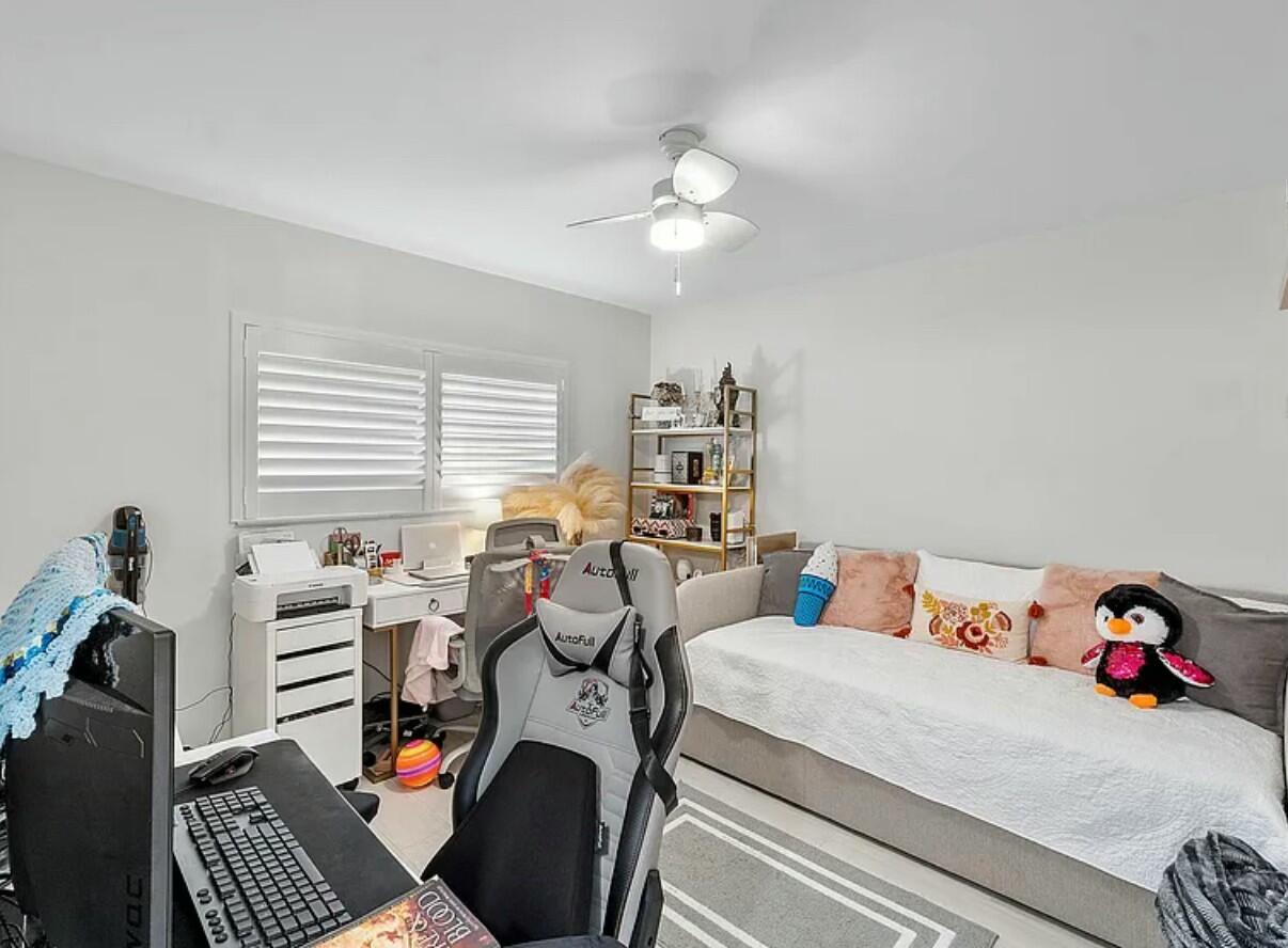 2212 S Cypress Bend Drive 205, Pompano Beach Unit: 205