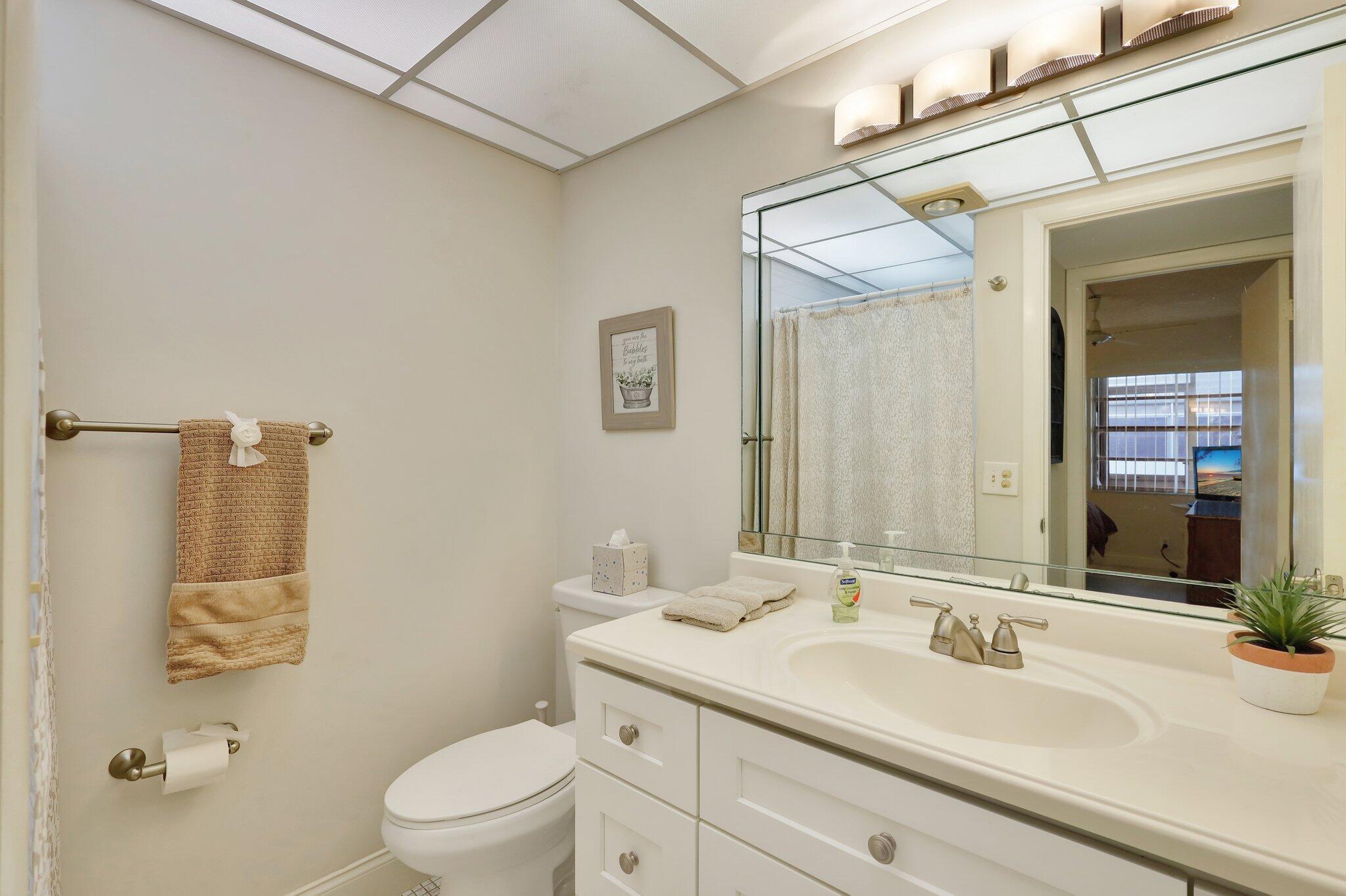 825 Normandy R 825 R Unit: 825  R