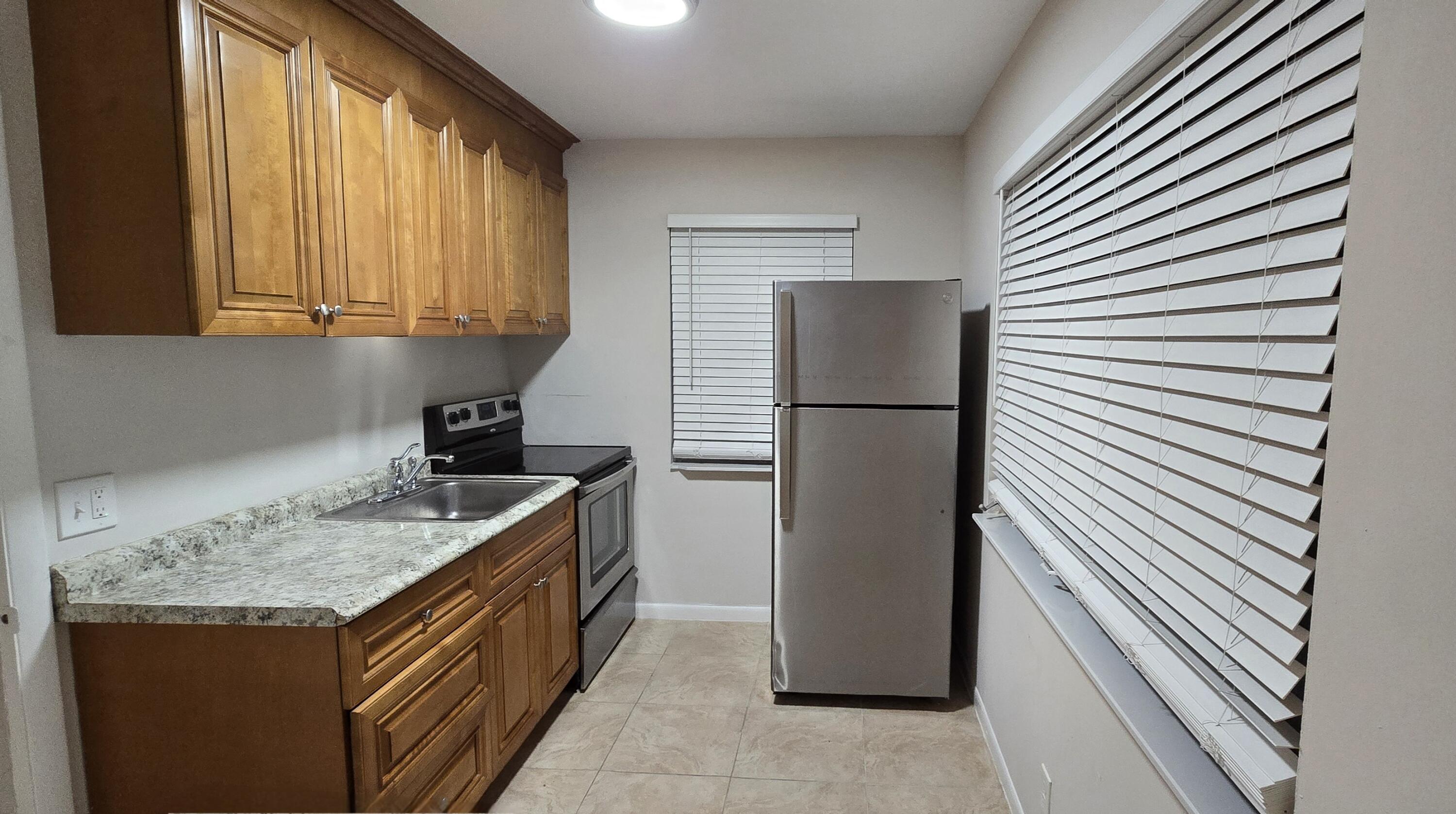 331 Walton Boulevard 5