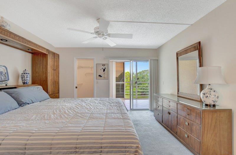 3034 Ainslie C